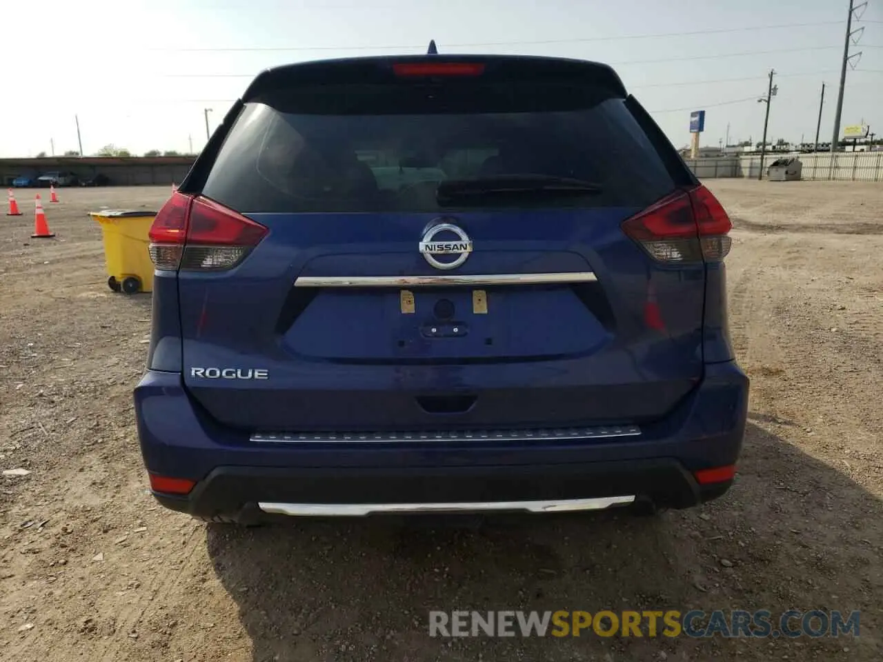 6 Photograph of a damaged car 5N1AT2MT1LC727870 NISSAN ROGUE 2020