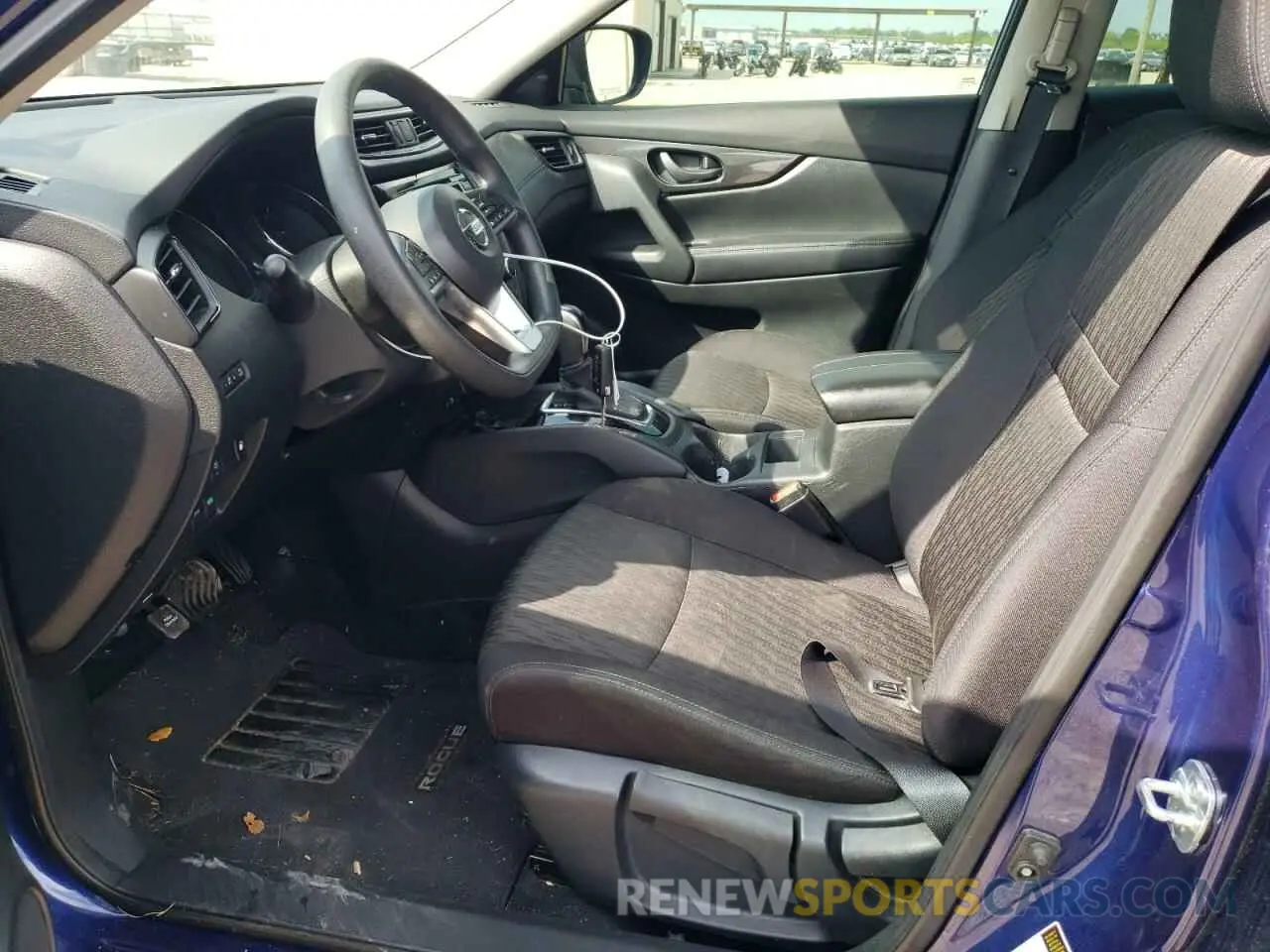 7 Photograph of a damaged car 5N1AT2MT1LC727870 NISSAN ROGUE 2020