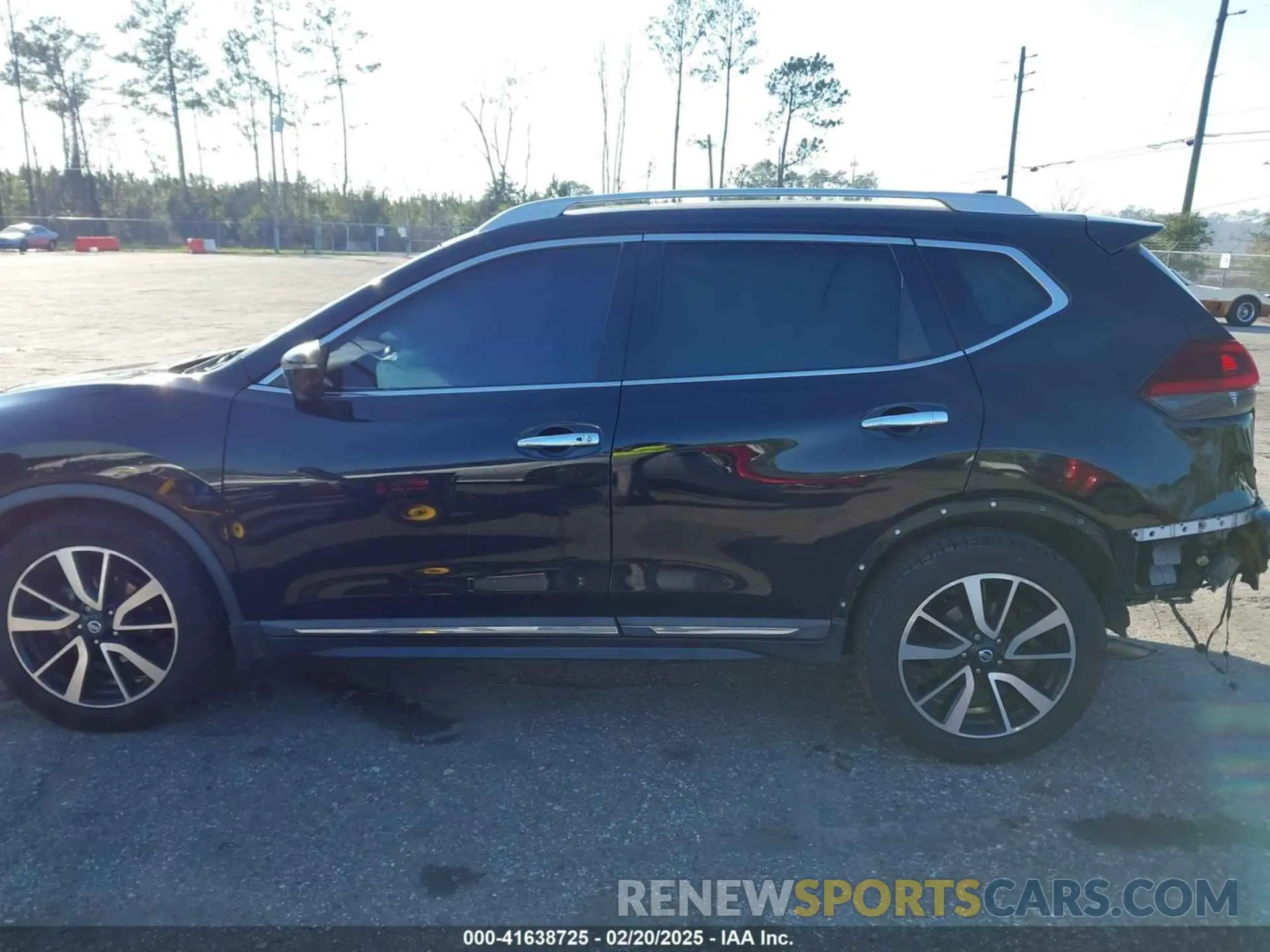 14 Photograph of a damaged car 5N1AT2MT1LC749237 NISSAN ROGUE 2020
