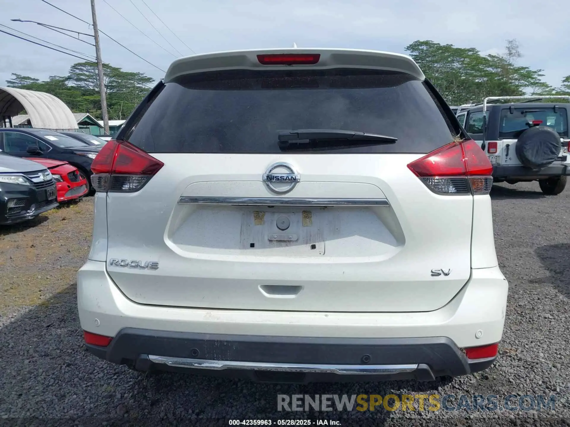 16 Photograph of a damaged car 5N1AT2MT1LC753000 NISSAN ROGUE 2020