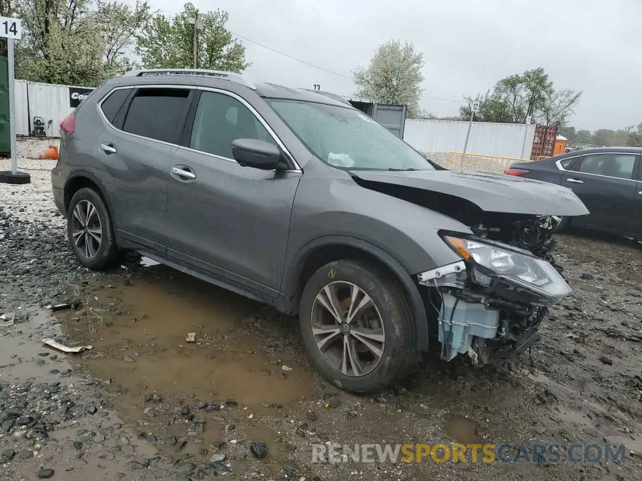 4 Photograph of a damaged car 5N1AT2MT1LC774445 NISSAN ROGUE 2020