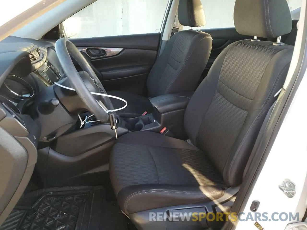 7 Photograph of a damaged car 5N1AT2MT2LC722743 NISSAN ROGUE 2020