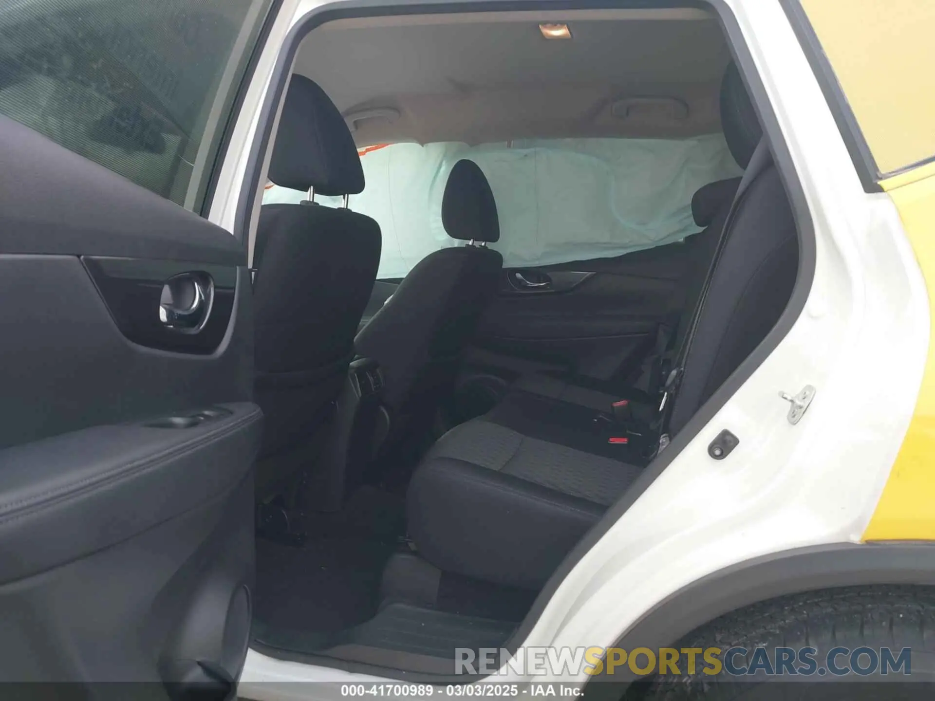 8 Photograph of a damaged car 5N1AT2MT2LC754463 NISSAN ROGUE 2020
