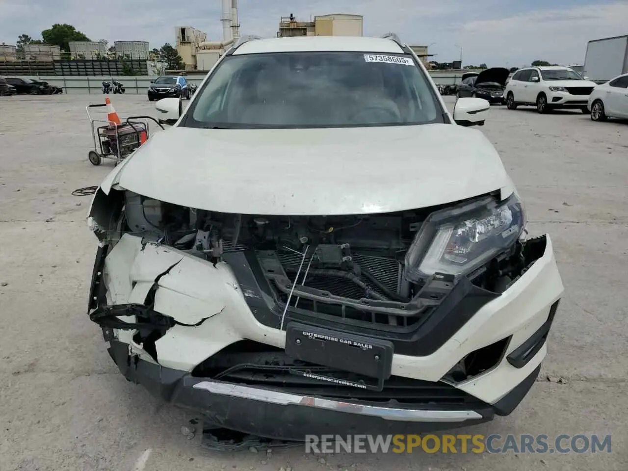 5 Photograph of a damaged car 5N1AT2MT2LC769769 NISSAN ROGUE 2020