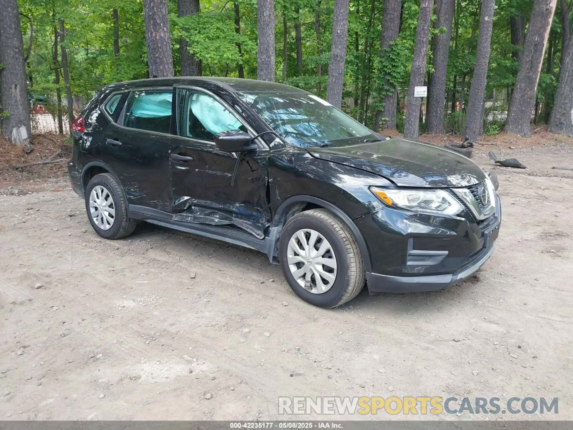 1 Photograph of a damaged car 5N1AT2MT2LC796924 NISSAN ROGUE 2020