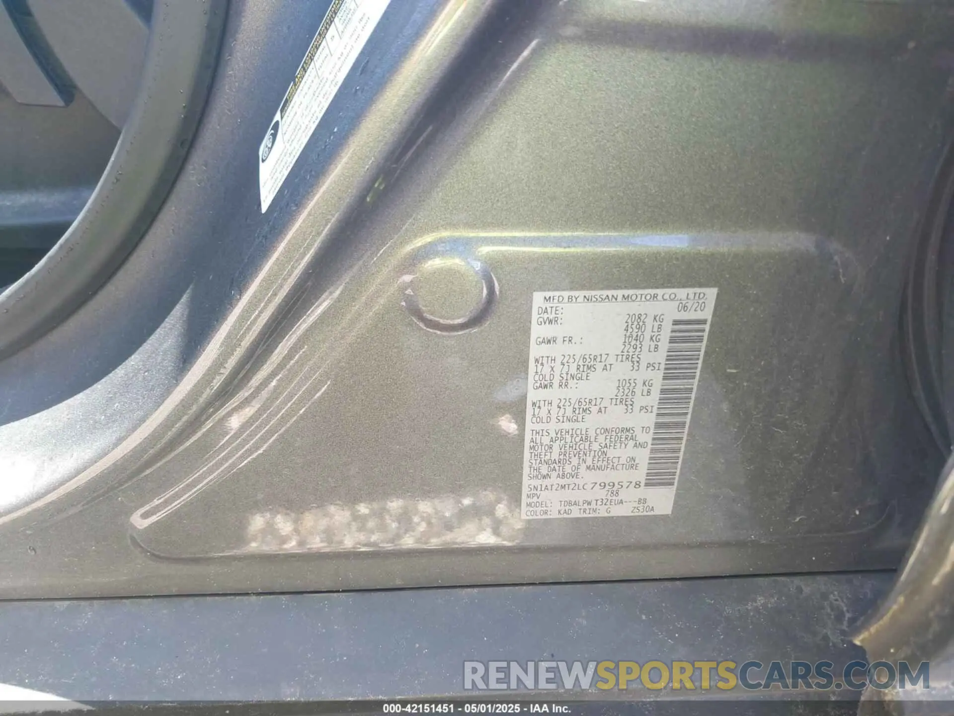 9 Photograph of a damaged car 5N1AT2MT2LC799578 NISSAN ROGUE 2020