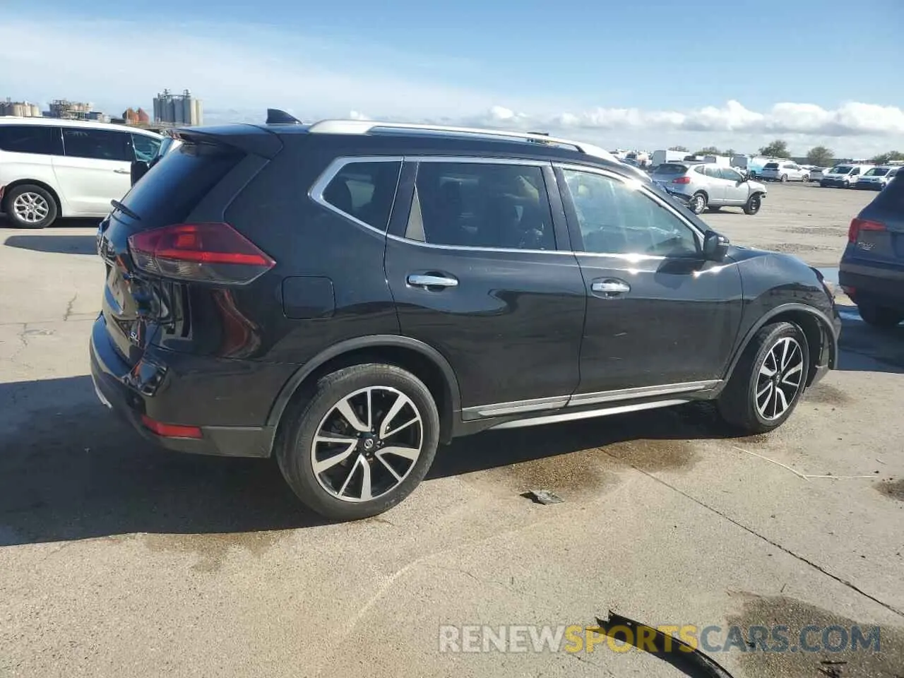 3 Photograph of a damaged car 5N1AT2MT3LC701223 NISSAN ROGUE 2020