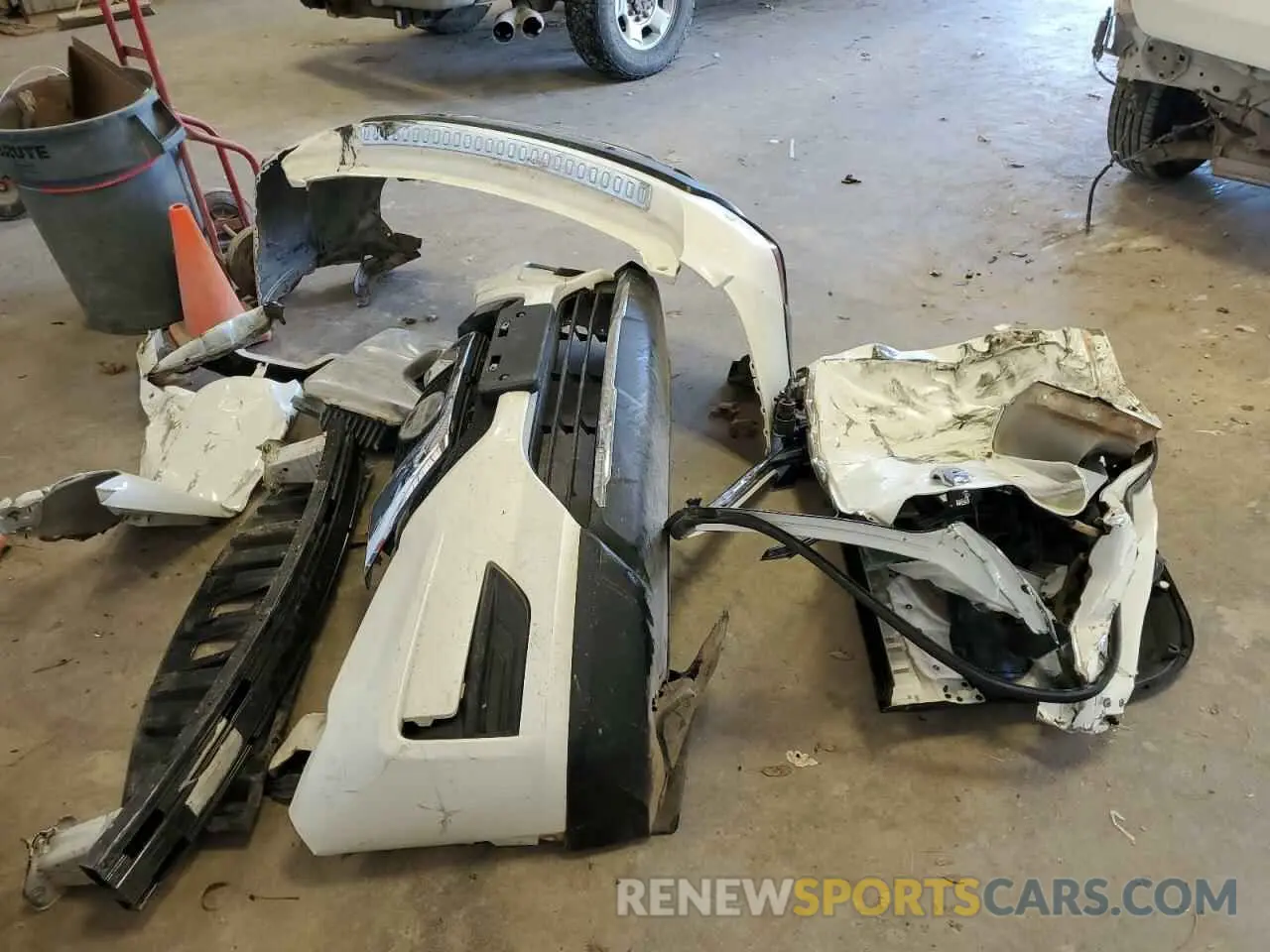 13 Photograph of a damaged car 5N1AT2MT3LC722928 NISSAN ROGUE 2020
