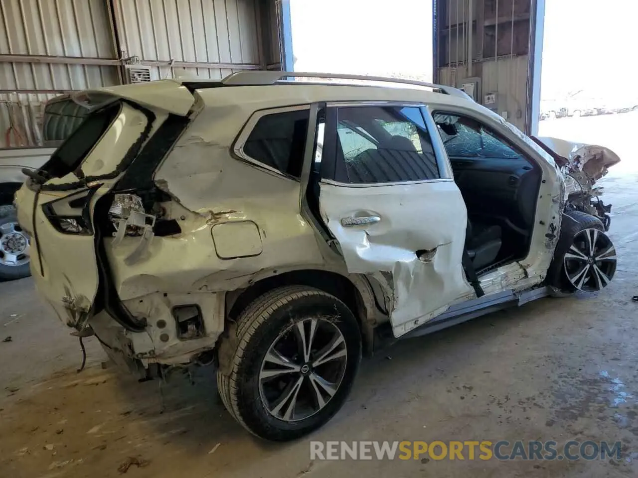 3 Photograph of a damaged car 5N1AT2MT3LC722928 NISSAN ROGUE 2020