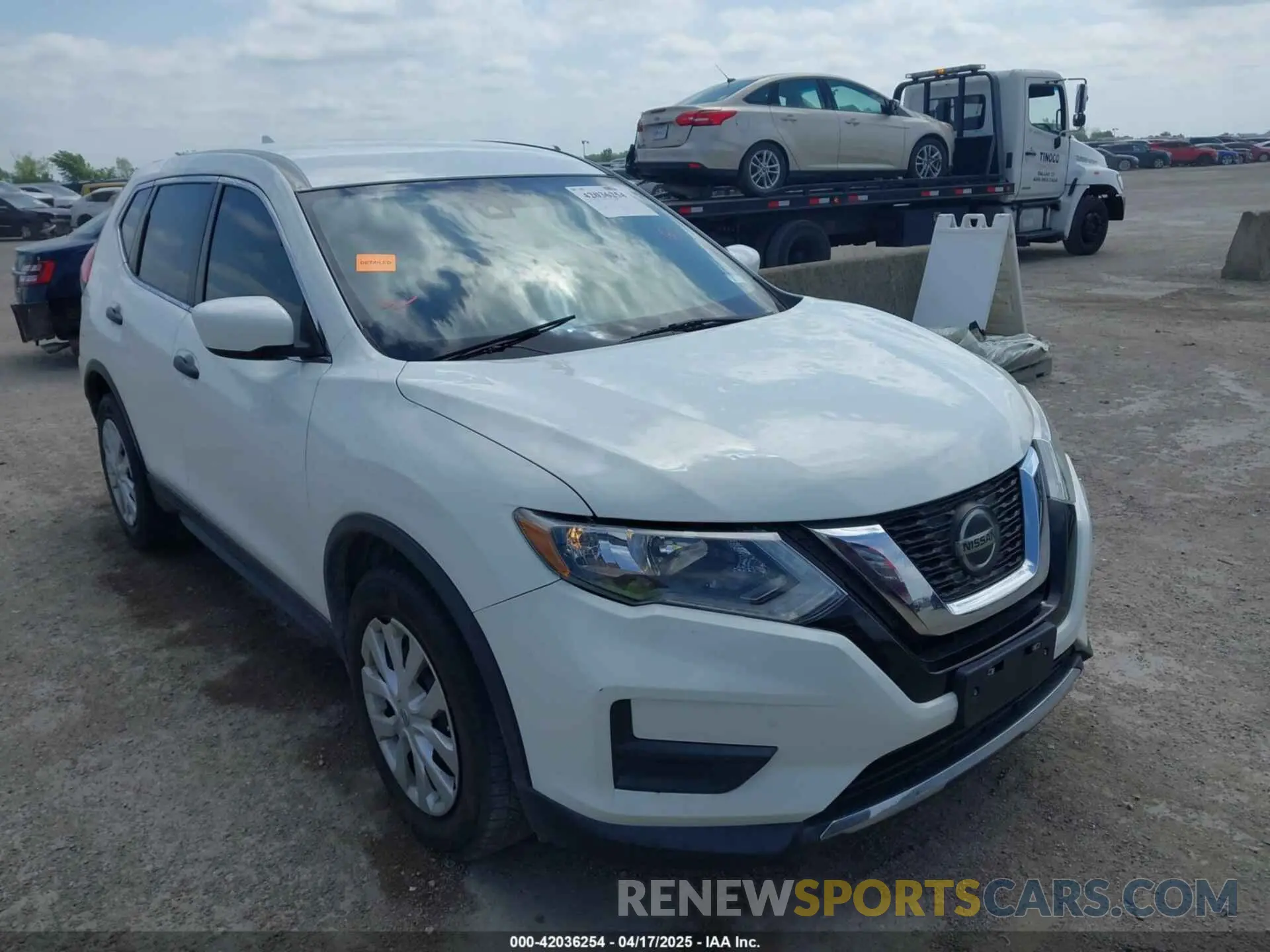 6 Photograph of a damaged car 5N1AT2MT3LC723299 NISSAN ROGUE 2020