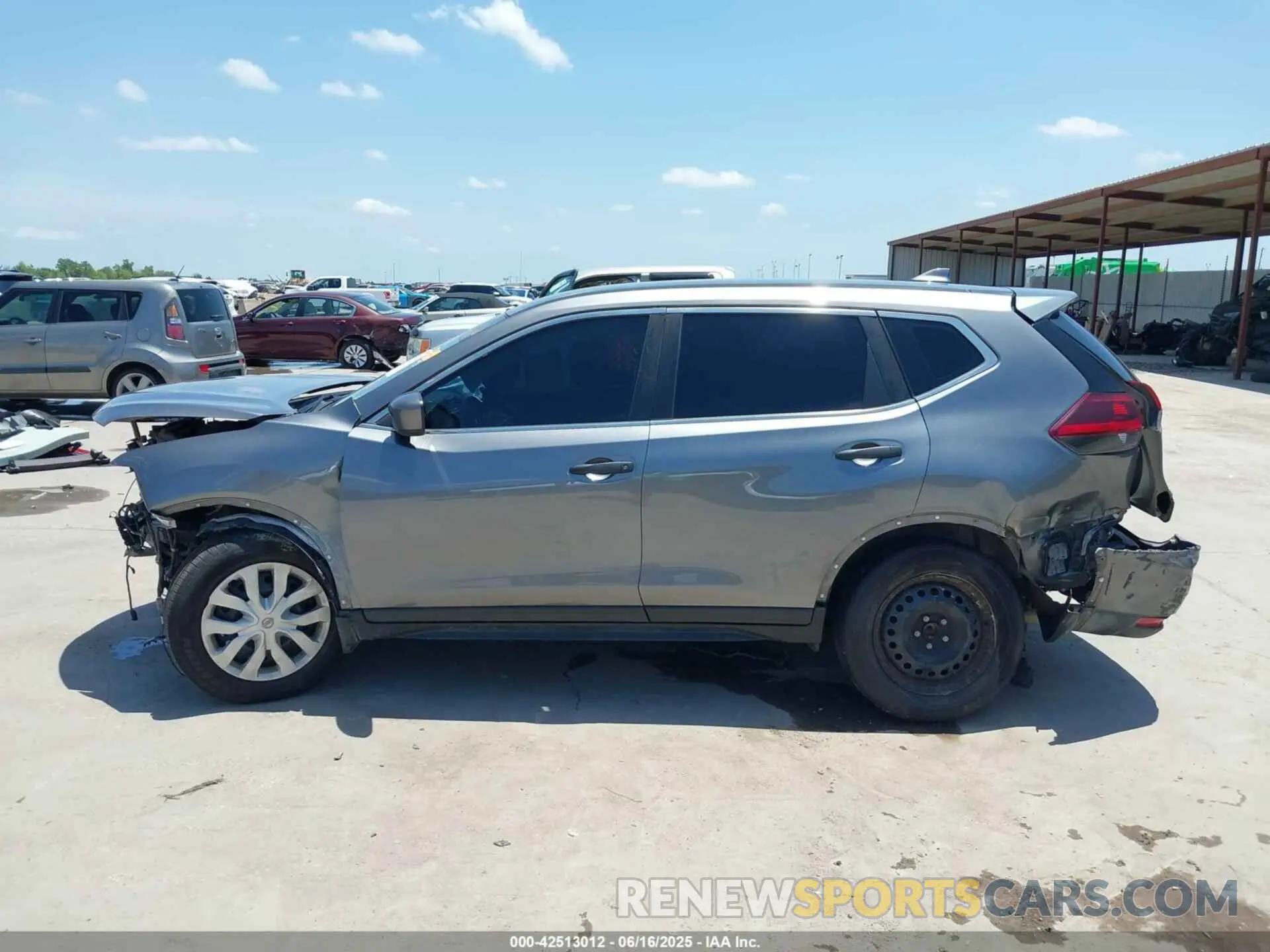 15 Photograph of a damaged car 5N1AT2MT4LC726745 NISSAN ROGUE 2020