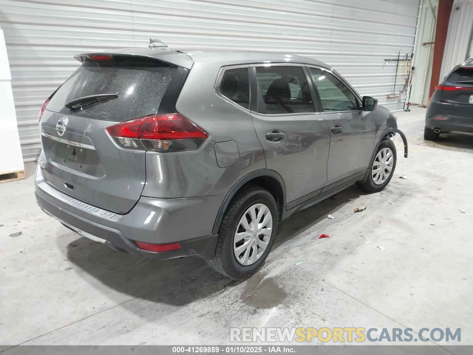 4 Photograph of a damaged car 5N1AT2MT4LC787528 NISSAN ROGUE 2020