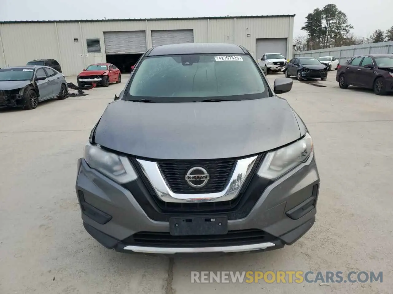 5 Photograph of a damaged car 5N1AT2MT4LC807888 NISSAN ROGUE 2020