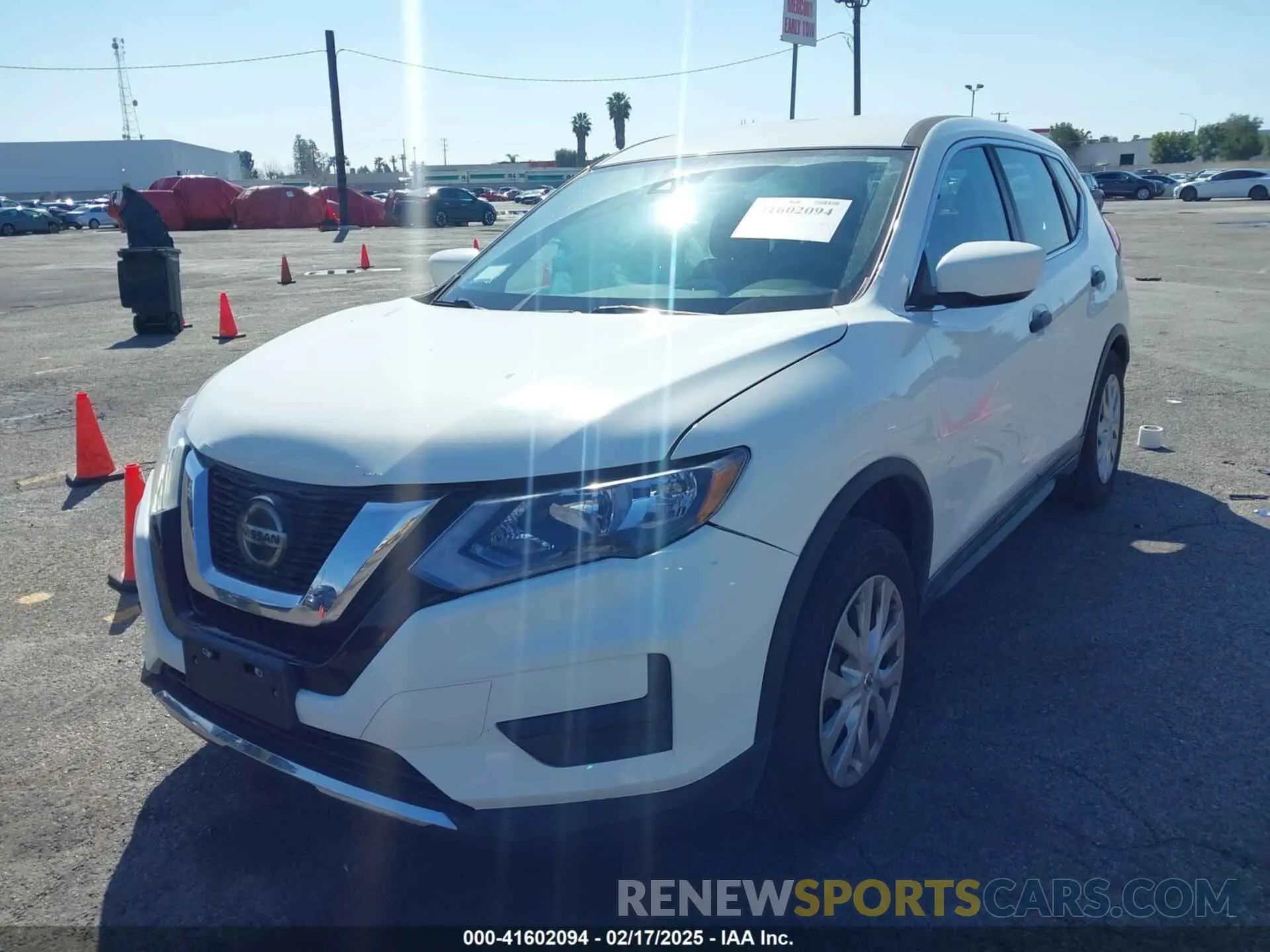 2 Photograph of a damaged car 5N1AT2MT5LC738189 NISSAN ROGUE 2020