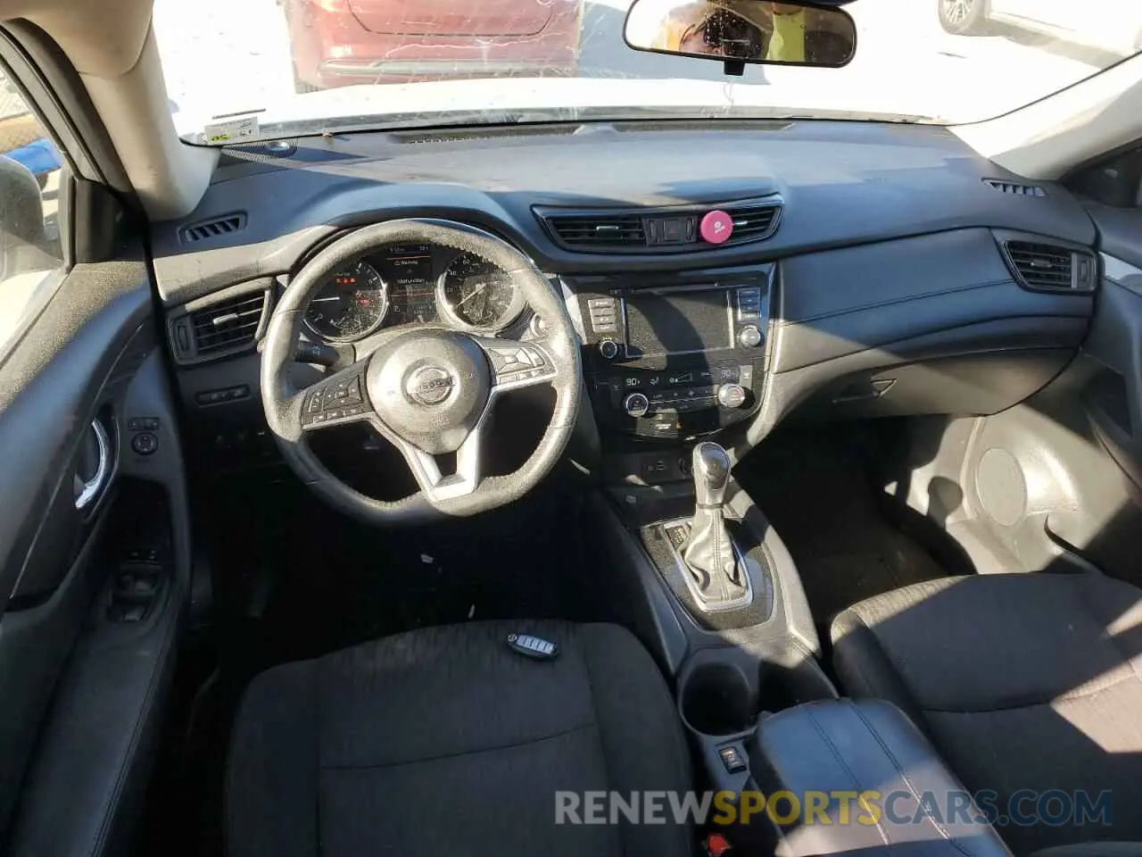 8 Photograph of a damaged car 5N1AT2MT5LC797310 NISSAN ROGUE 2020