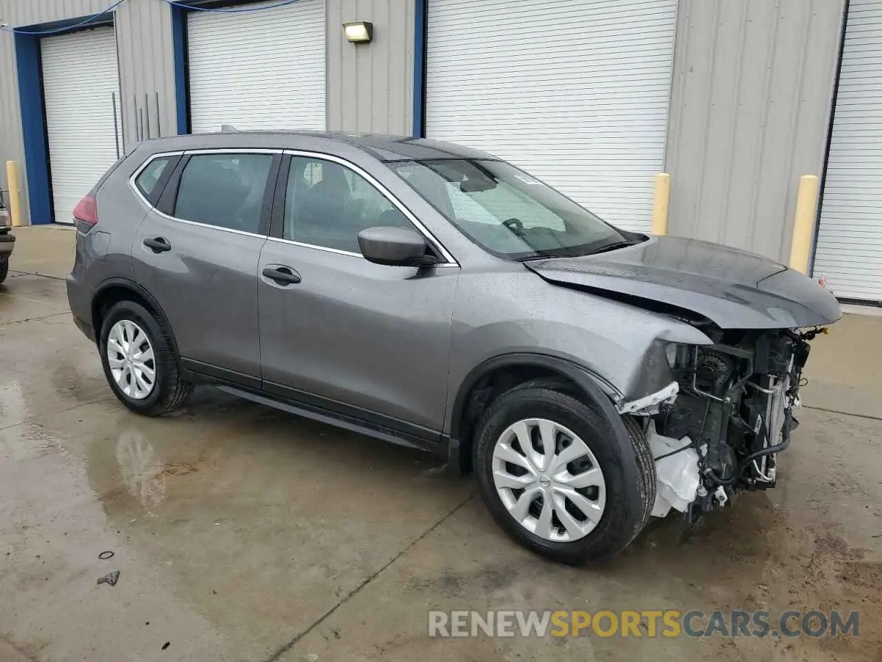 4 Photograph of a damaged car 5N1AT2MT5LC813389 NISSAN ROGUE 2020