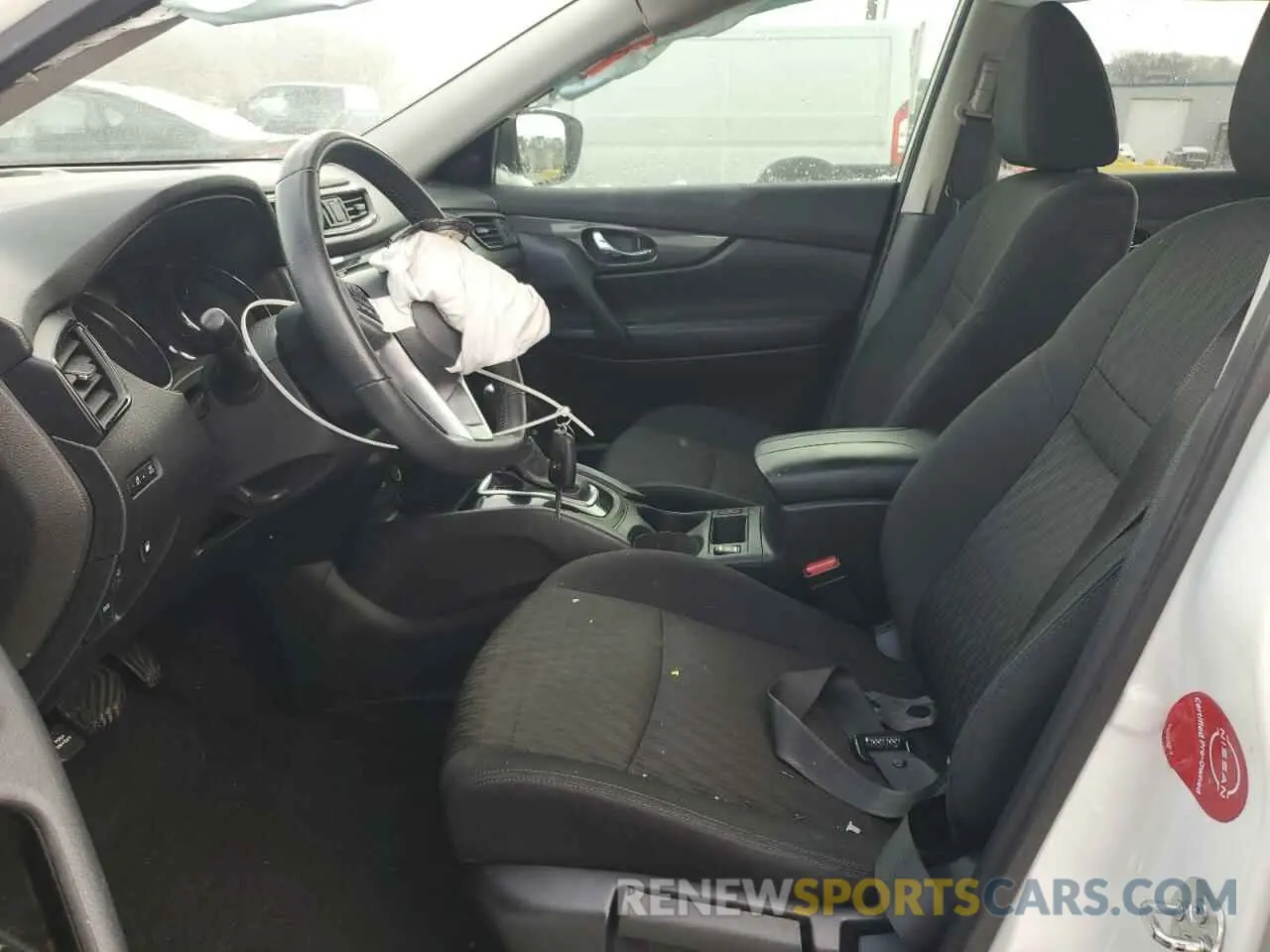 7 Photograph of a damaged car 5N1AT2MT6LC717402 NISSAN ROGUE 2020