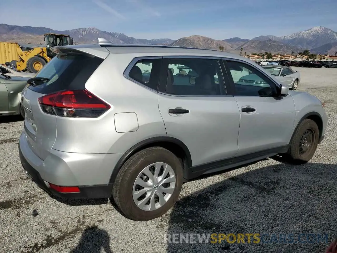 3 Photograph of a damaged car 5N1AT2MT6LC753381 NISSAN ROGUE 2020