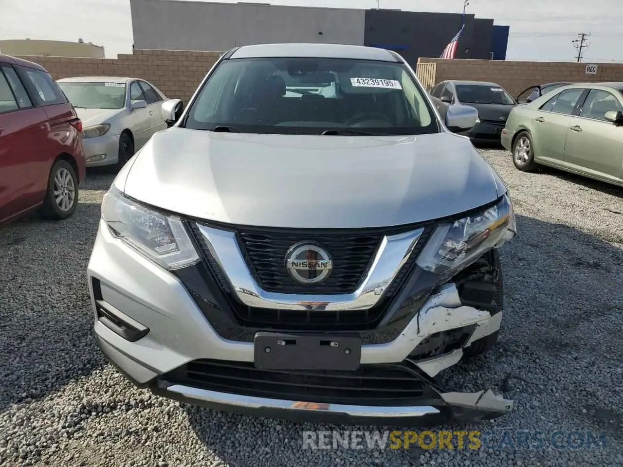 5 Photograph of a damaged car 5N1AT2MT6LC753381 NISSAN ROGUE 2020
