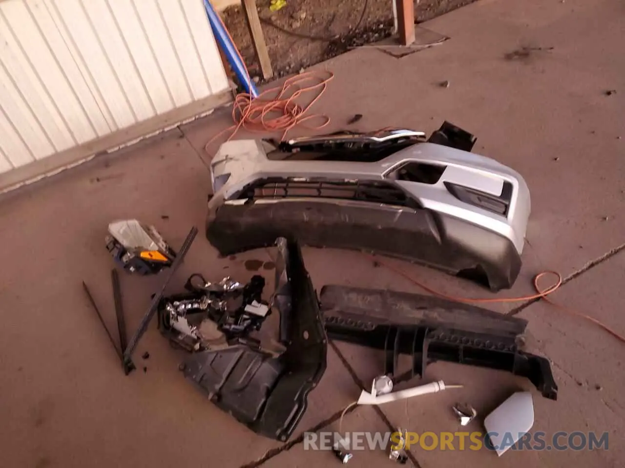 12 Photograph of a damaged car 5N1AT2MT6LC755079 NISSAN ROGUE 2020