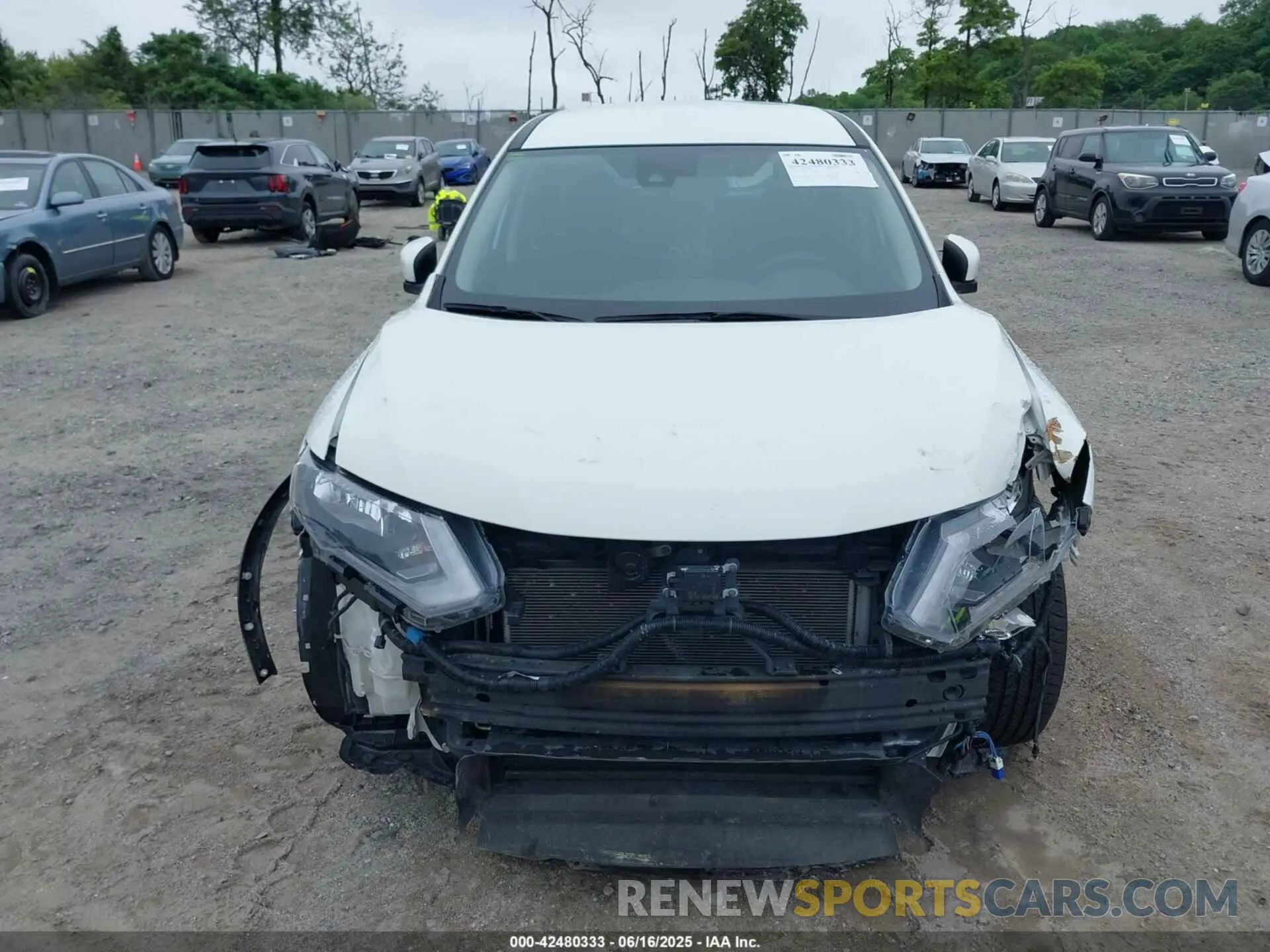 13 Photograph of a damaged car 5N1AT2MT6LC782363 NISSAN ROGUE 2020