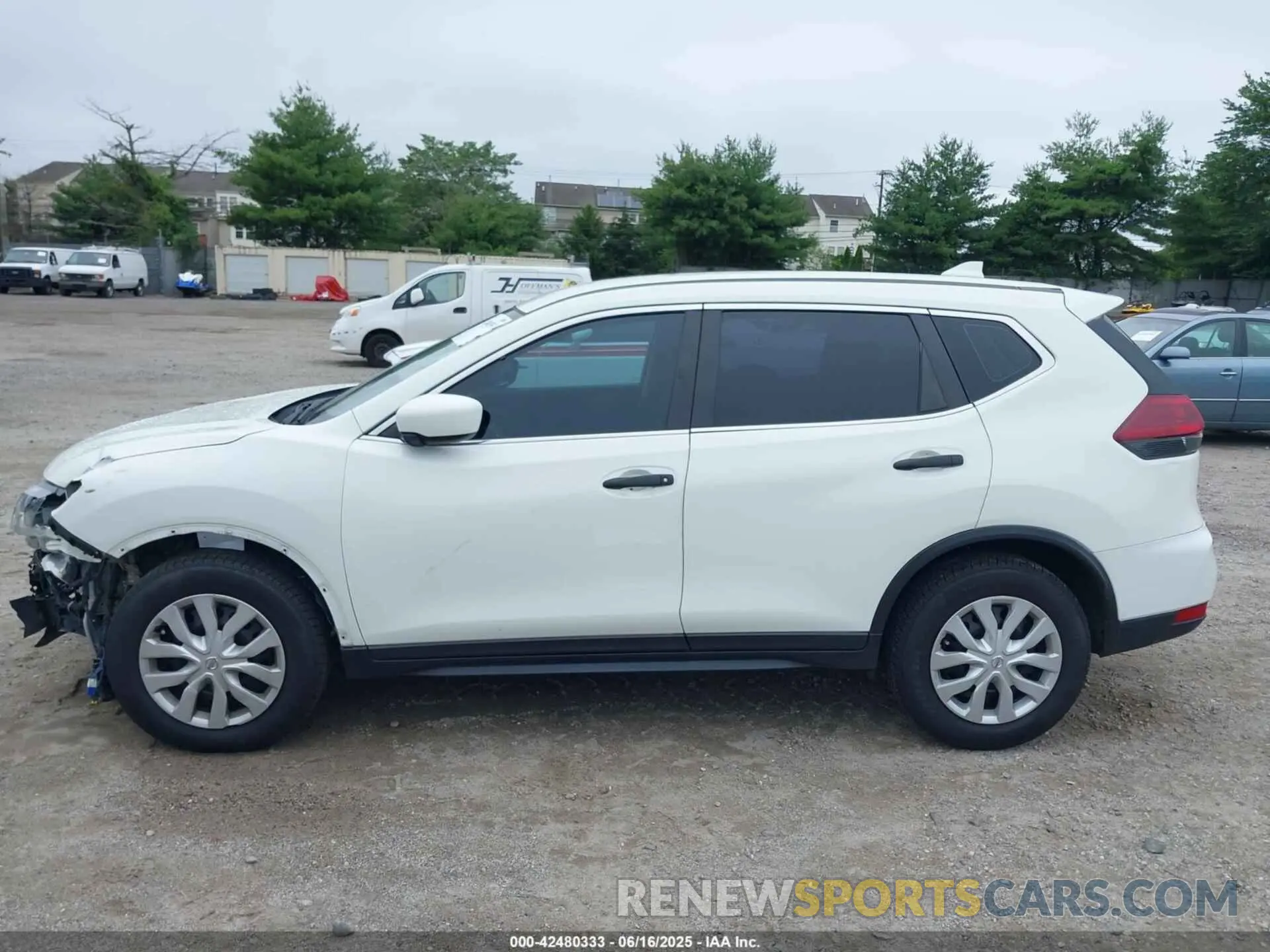 15 Photograph of a damaged car 5N1AT2MT6LC782363 NISSAN ROGUE 2020