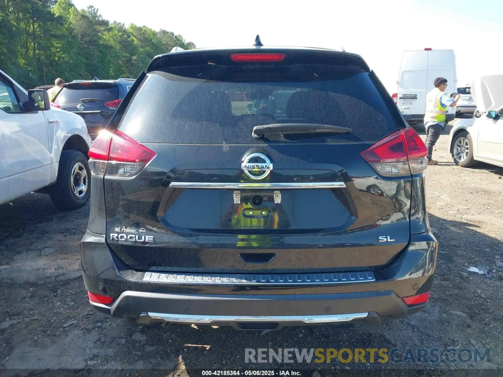 16 Photograph of a damaged car 5N1AT2MT6LC816298 NISSAN ROGUE 2020
