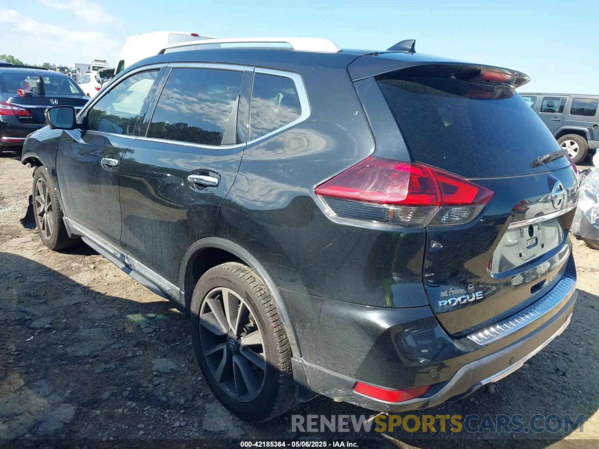 3 Photograph of a damaged car 5N1AT2MT6LC816298 NISSAN ROGUE 2020