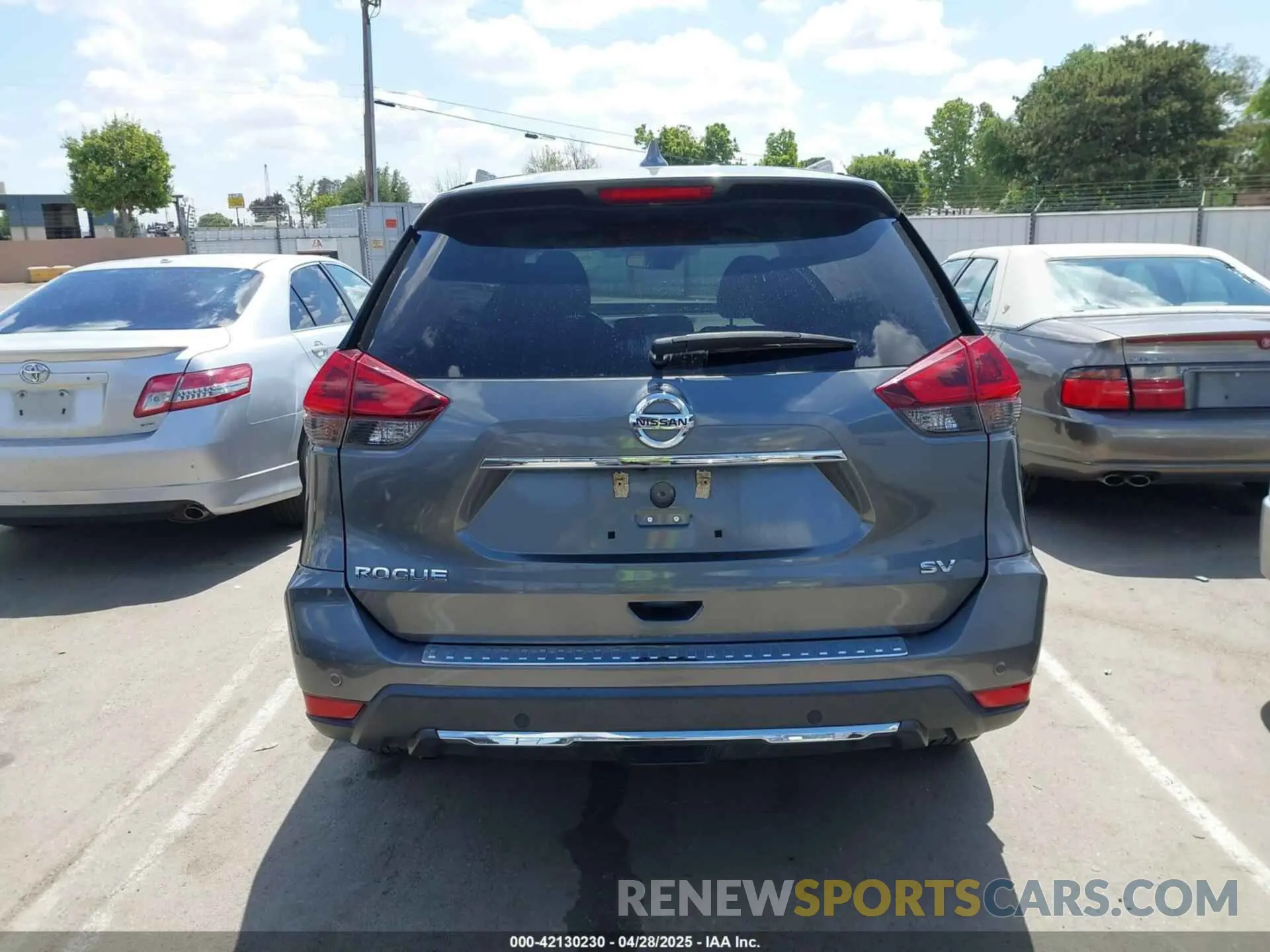 16 Photograph of a damaged car 5N1AT2MT7LC723290 NISSAN ROGUE 2020