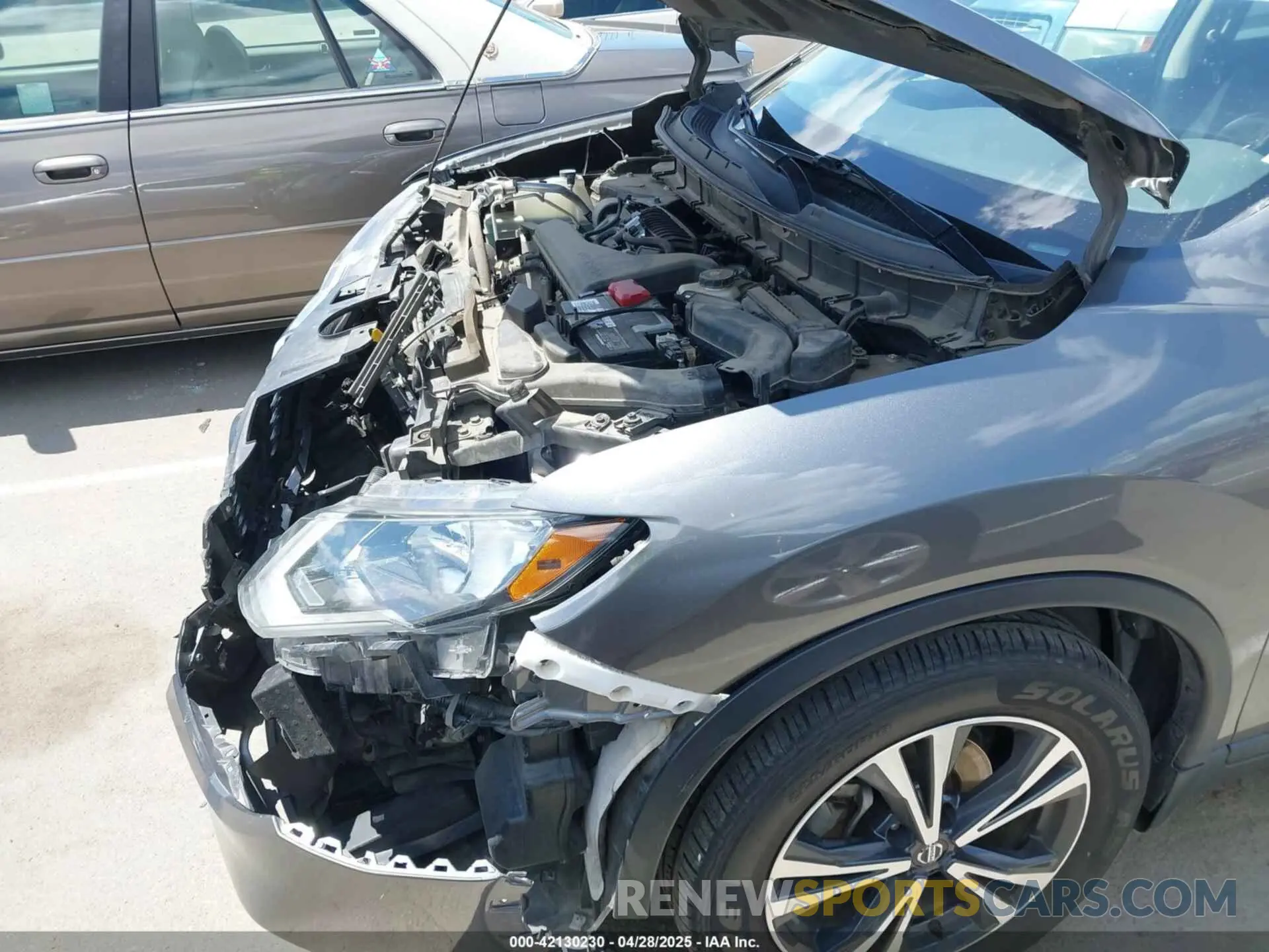17 Photograph of a damaged car 5N1AT2MT7LC723290 NISSAN ROGUE 2020