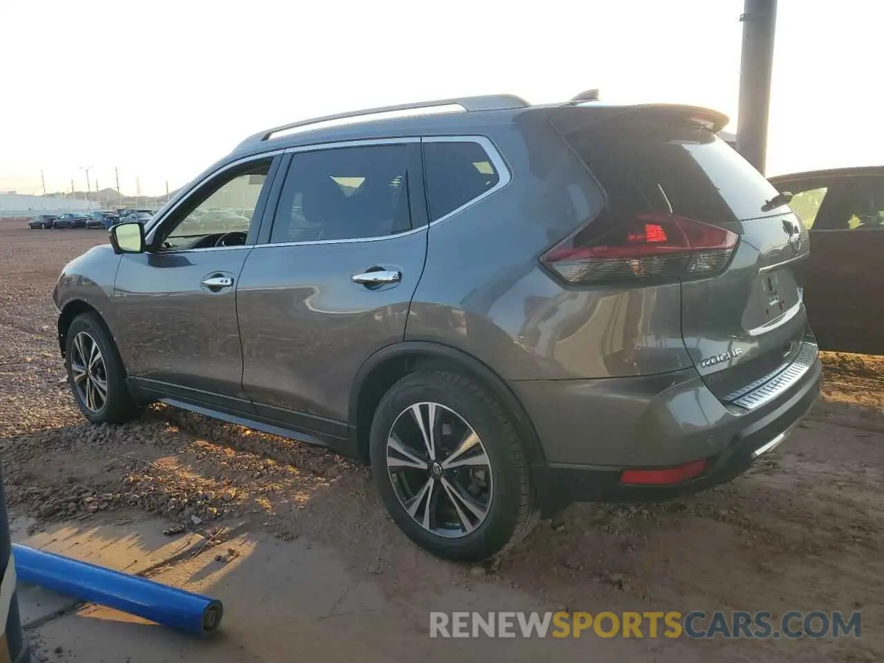 2 Photograph of a damaged car 5N1AT2MT7LC750523 NISSAN ROGUE 2020