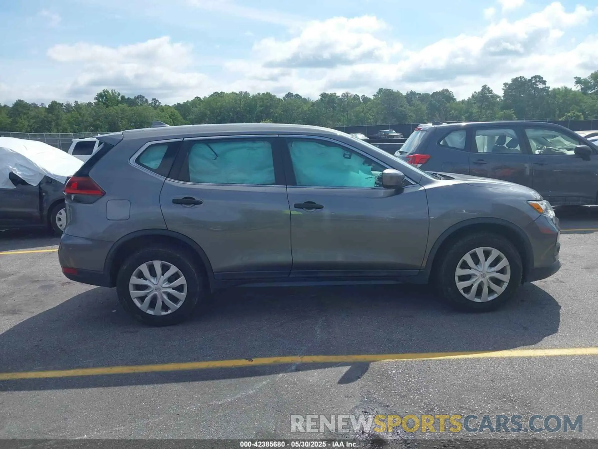 13 Photograph of a damaged car 5N1AT2MT7LC763661 NISSAN ROGUE 2020
