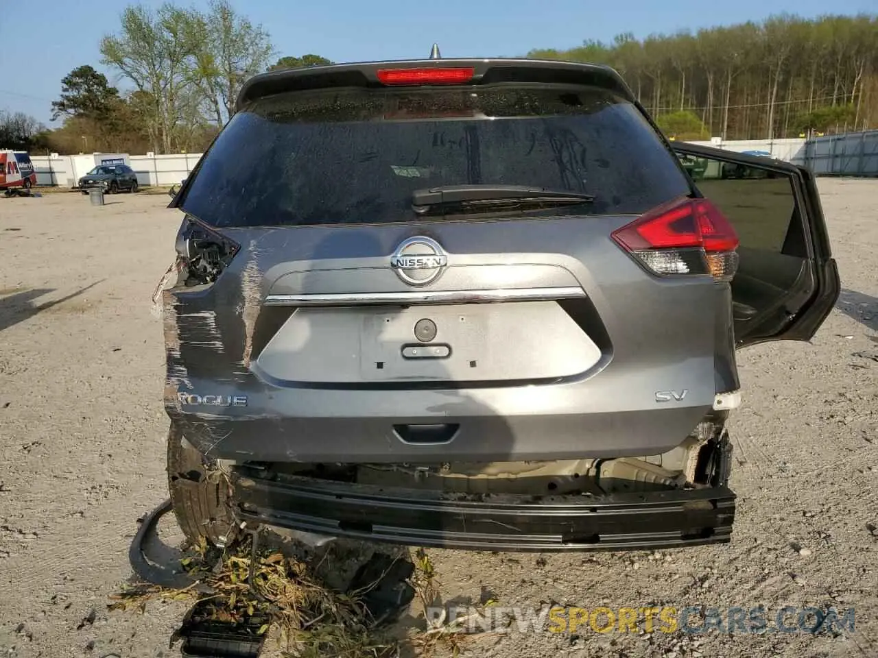 6 Photograph of a damaged car 5N1AT2MT7LC816357 NISSAN ROGUE 2020