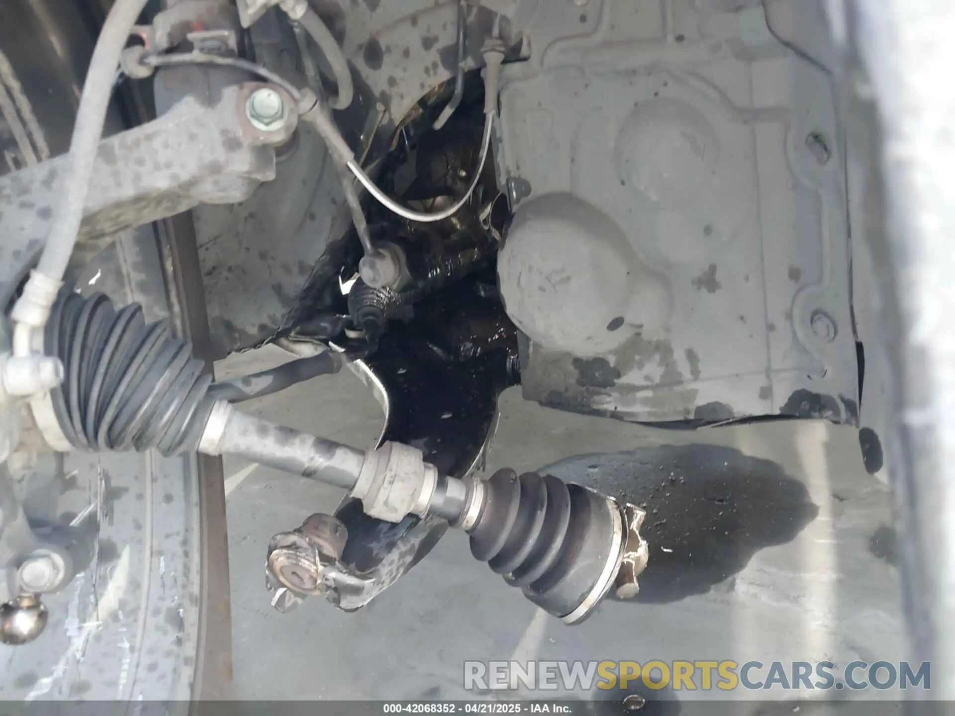 19 Photograph of a damaged car 5N1AT2MT8LC709429 NISSAN ROGUE 2020