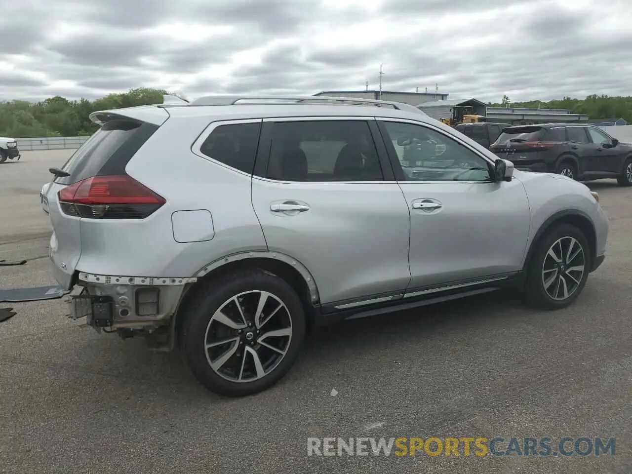 3 Photograph of a damaged car 5N1AT2MT8LC720768 NISSAN ROGUE 2020