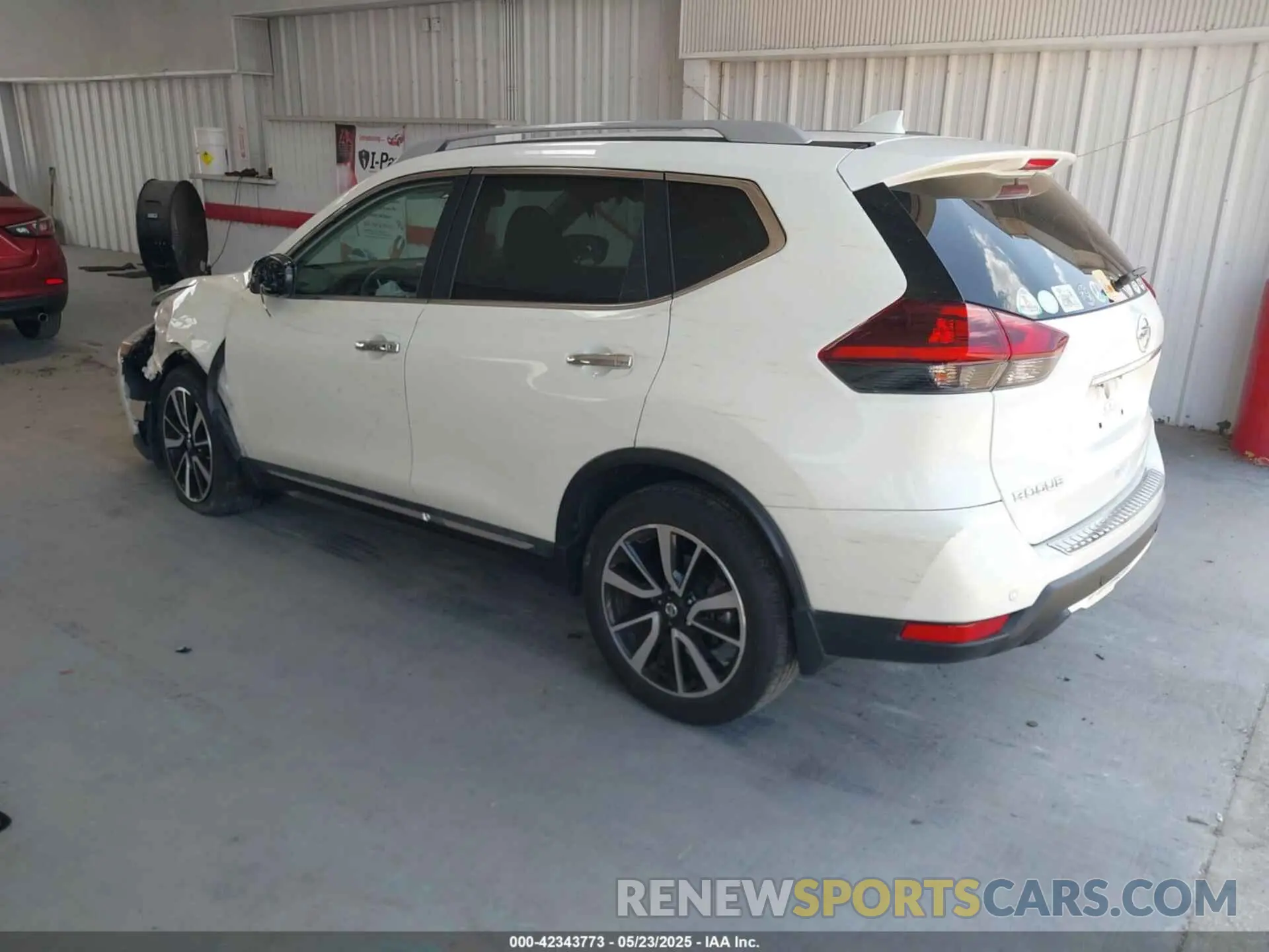 3 Photograph of a damaged car 5N1AT2MT8LC751633 NISSAN ROGUE 2020
