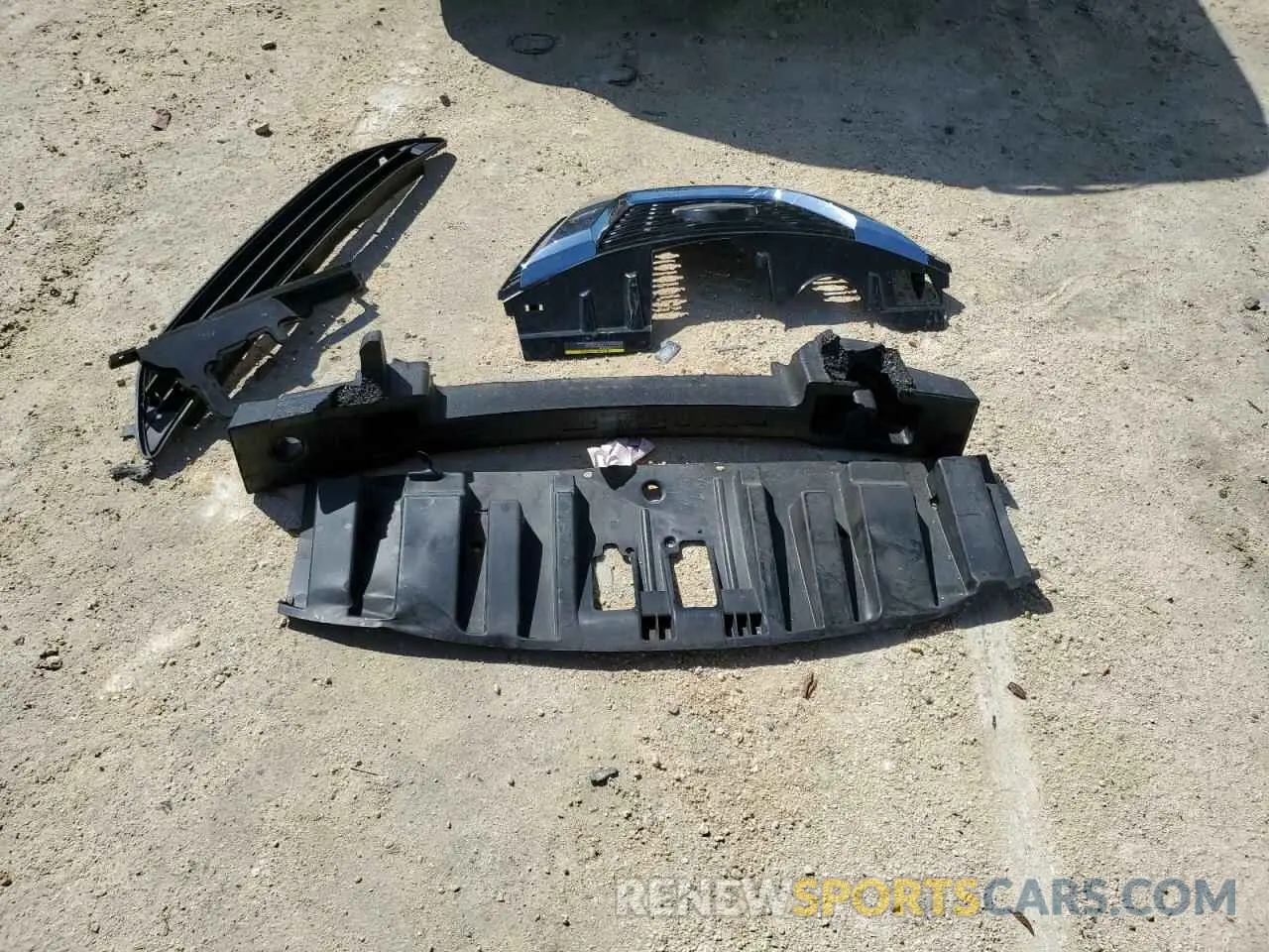 13 Photograph of a damaged car 5N1AT2MT8LC771316 NISSAN ROGUE 2020