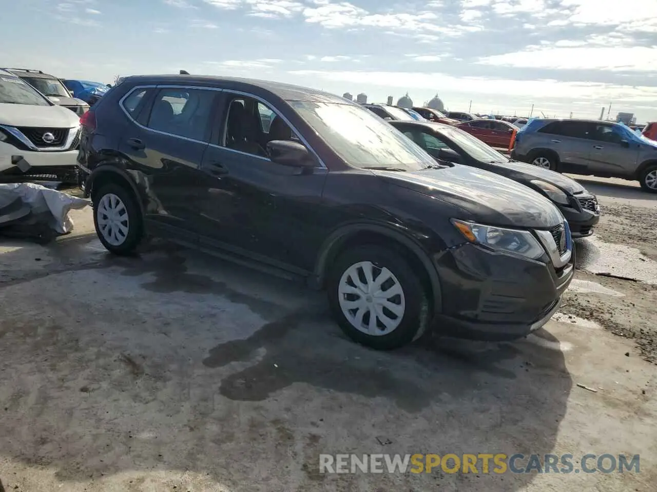 4 Photograph of a damaged car 5N1AT2MT8LC802094 NISSAN ROGUE 2020
