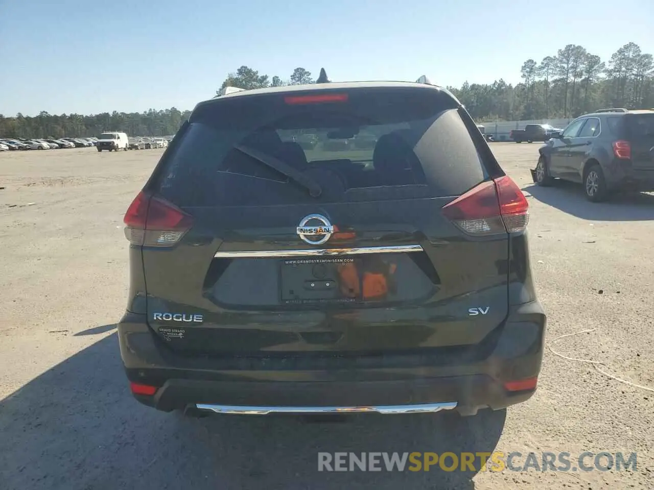 6 Photograph of a damaged car 5N1AT2MT9LC707401 NISSAN ROGUE 2020