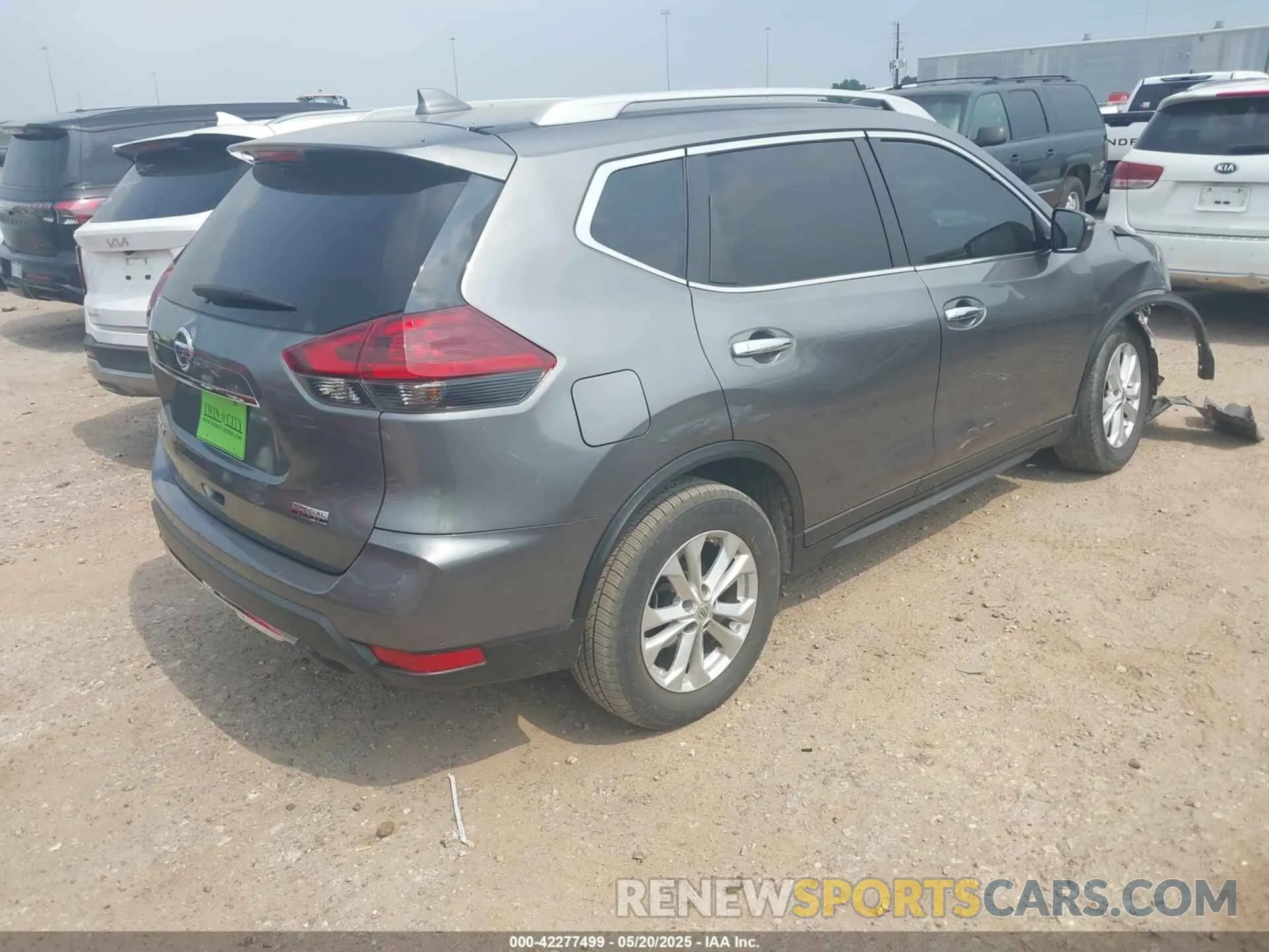 4 Photograph of a damaged car 5N1AT2MT9LC714896 NISSAN ROGUE 2020