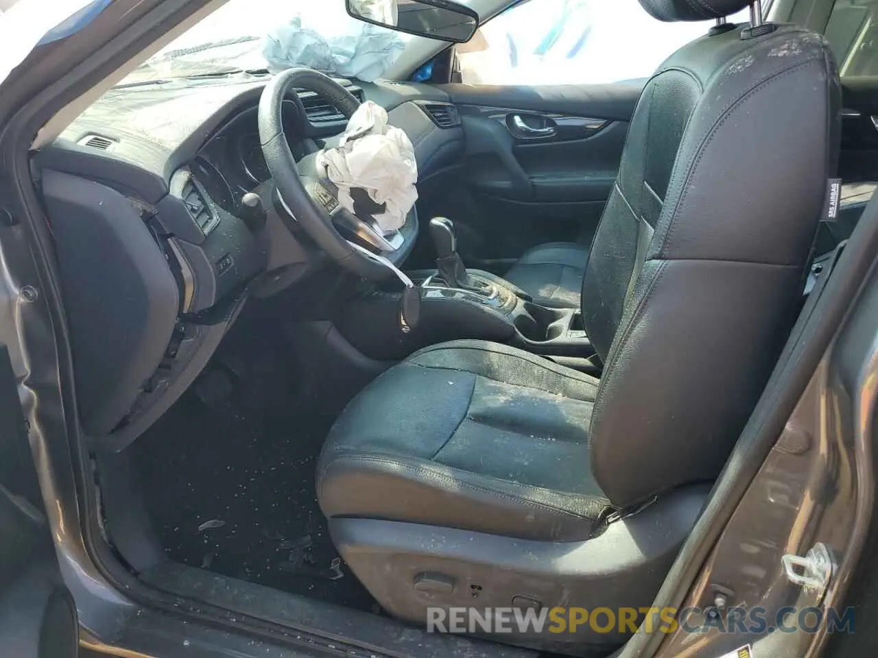 7 Photograph of a damaged car 5N1AT2MT9LC750376 NISSAN ROGUE 2020