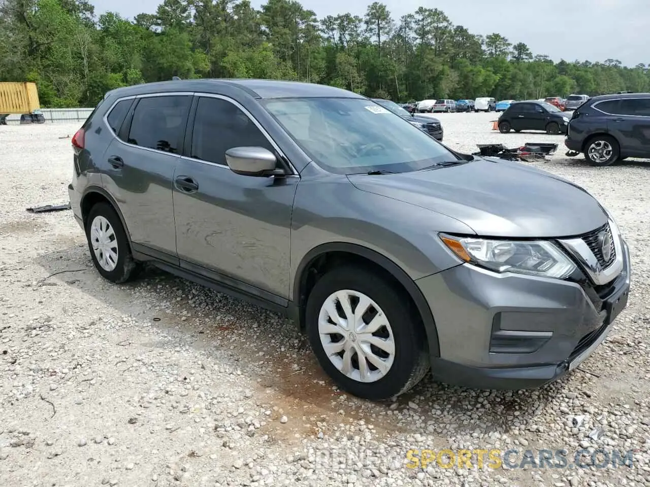 4 Photograph of a damaged car 5N1AT2MT9LC754590 NISSAN ROGUE 2020