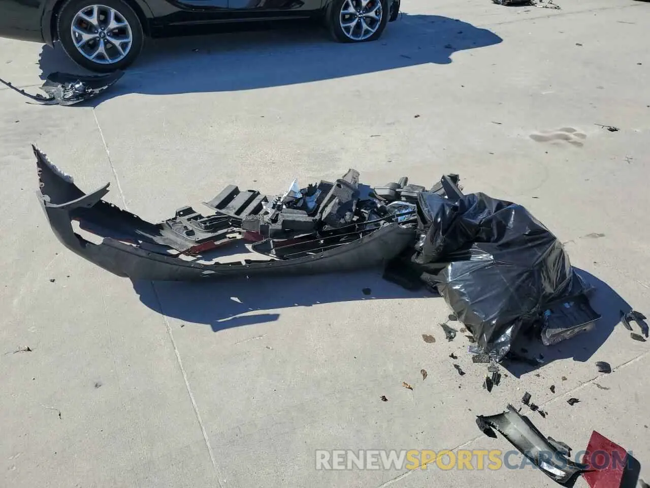 13 Photograph of a damaged car 5N1AT2MT9LC757084 NISSAN ROGUE 2020