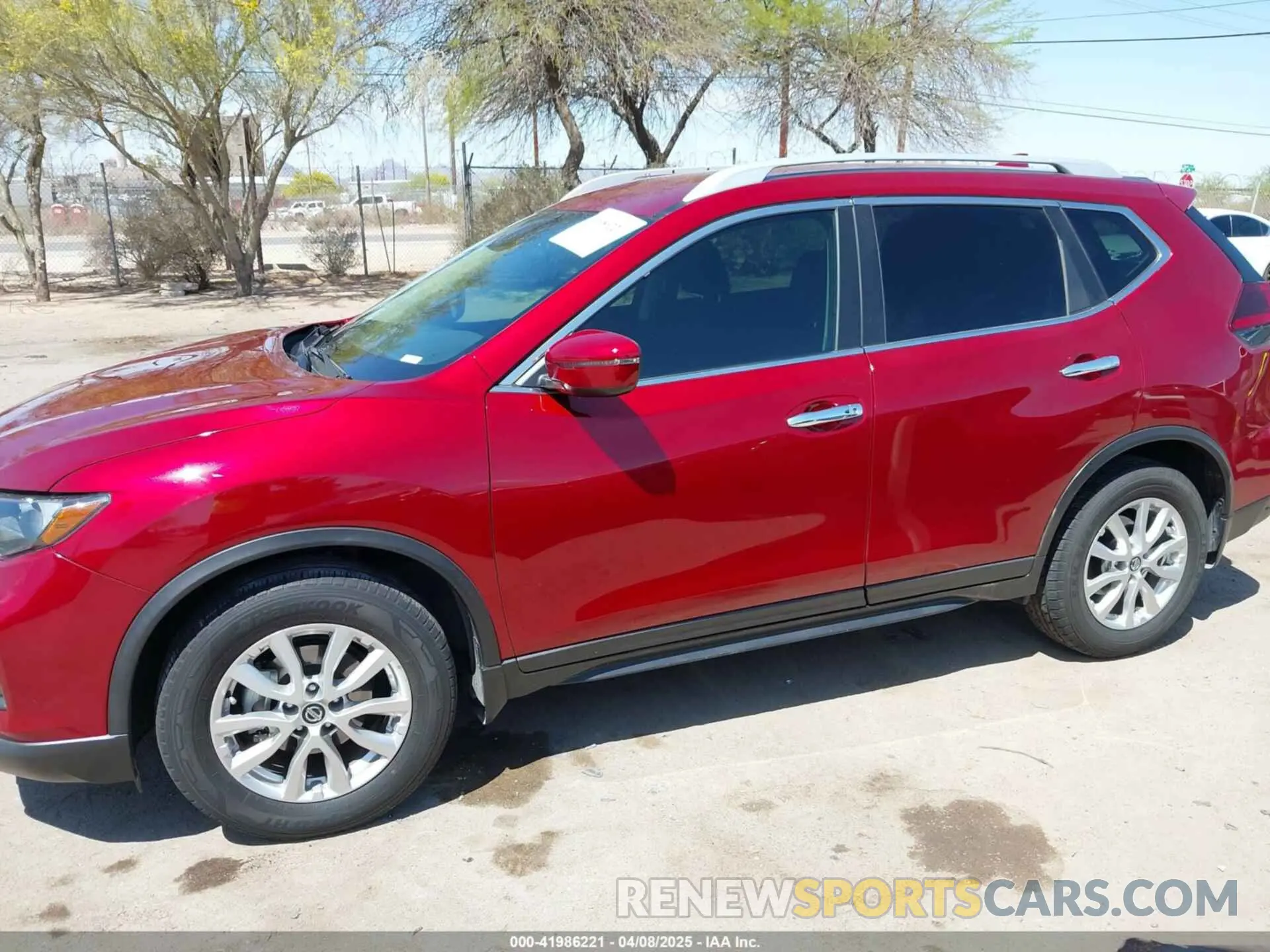 14 Photograph of a damaged car 5N1AT2MT9LC765685 NISSAN ROGUE 2020