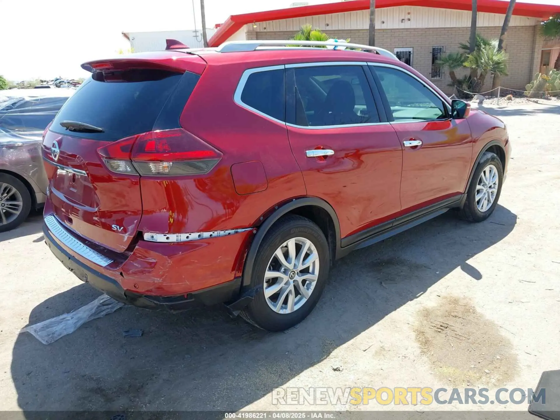 4 Photograph of a damaged car 5N1AT2MT9LC765685 NISSAN ROGUE 2020
