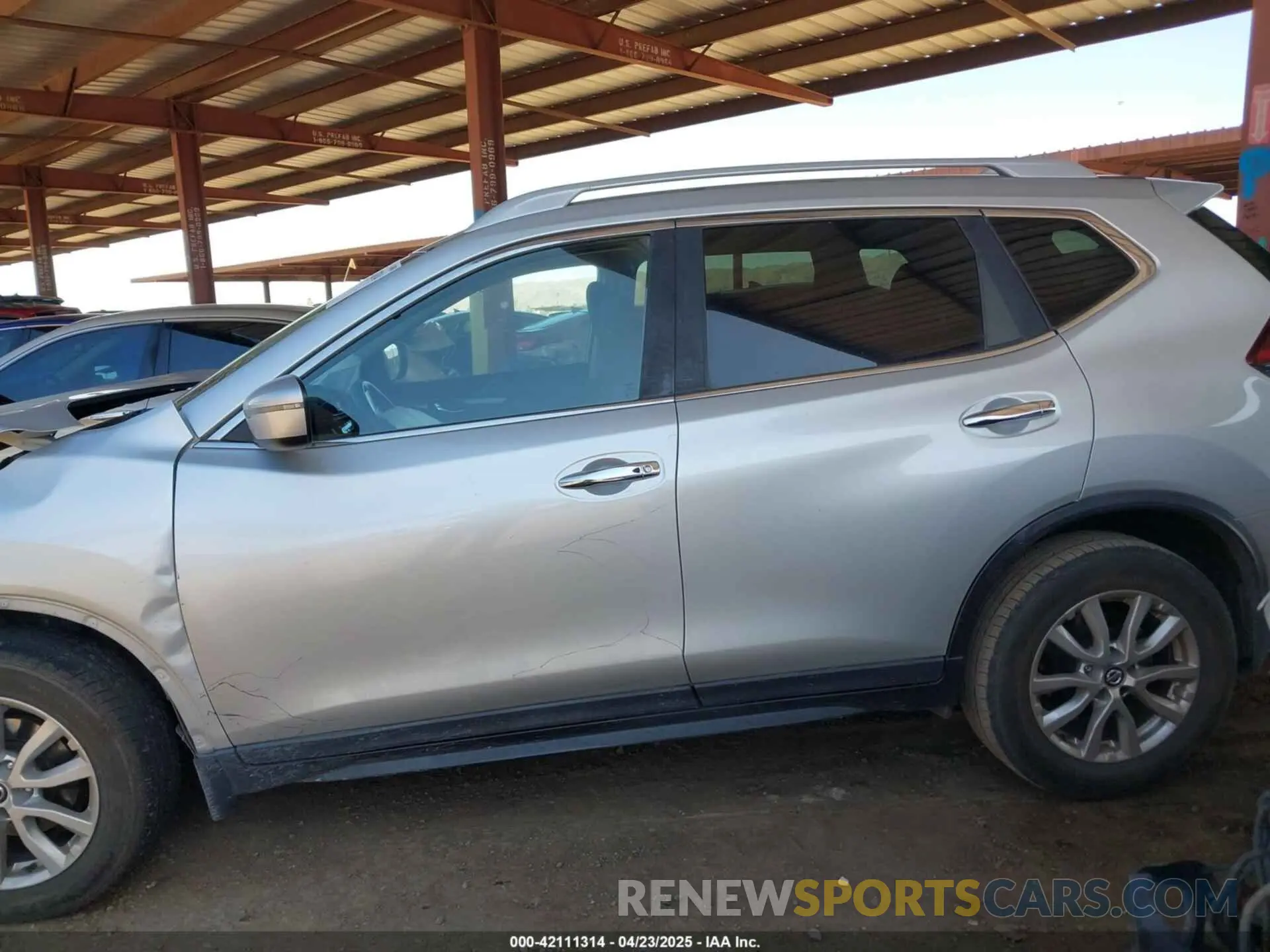 15 Photograph of a damaged car 5N1AT2MT9LC795169 NISSAN ROGUE 2020