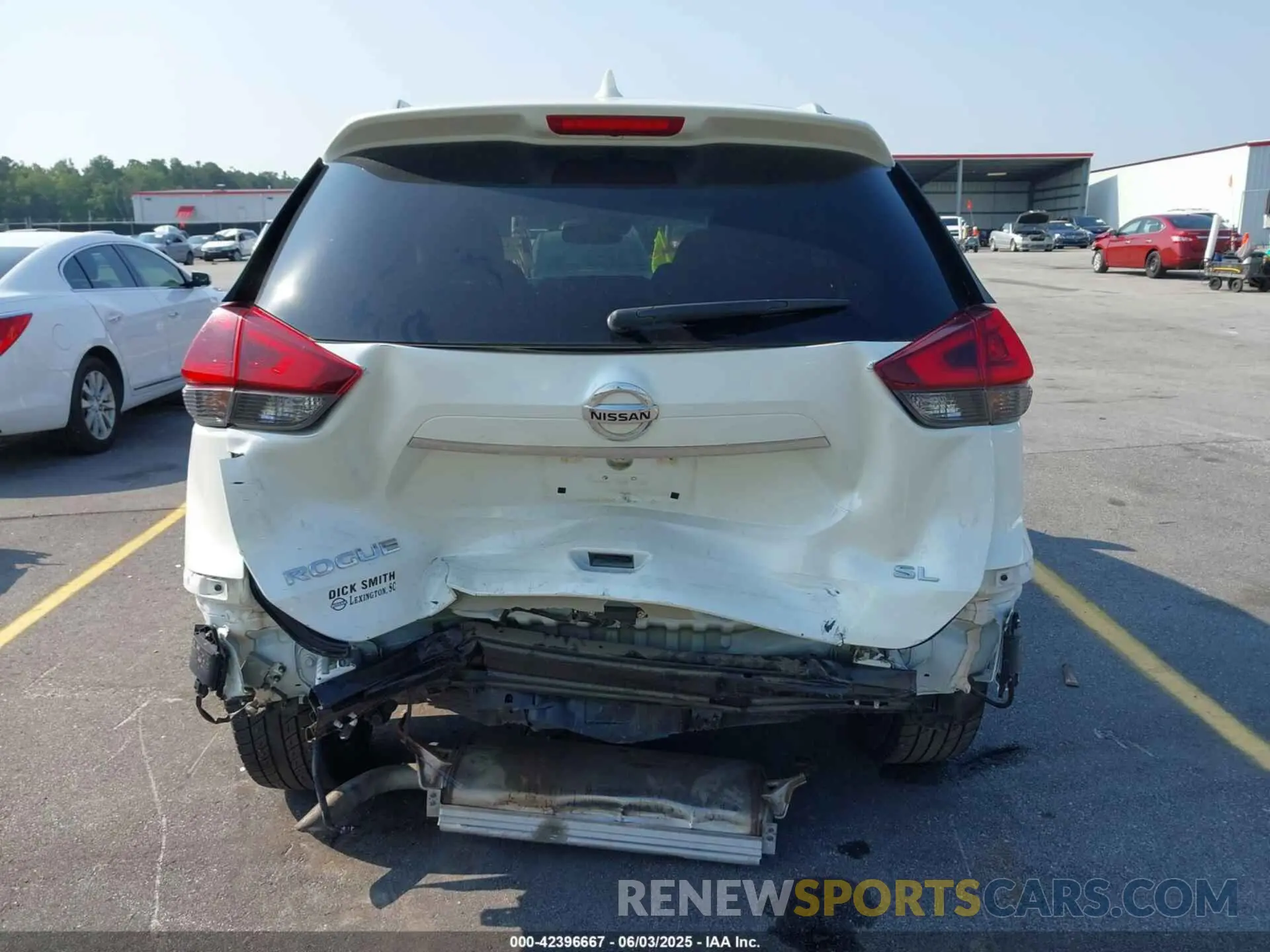 17 Photograph of a damaged car 5N1AT2MTXLC709092 NISSAN ROGUE 2020