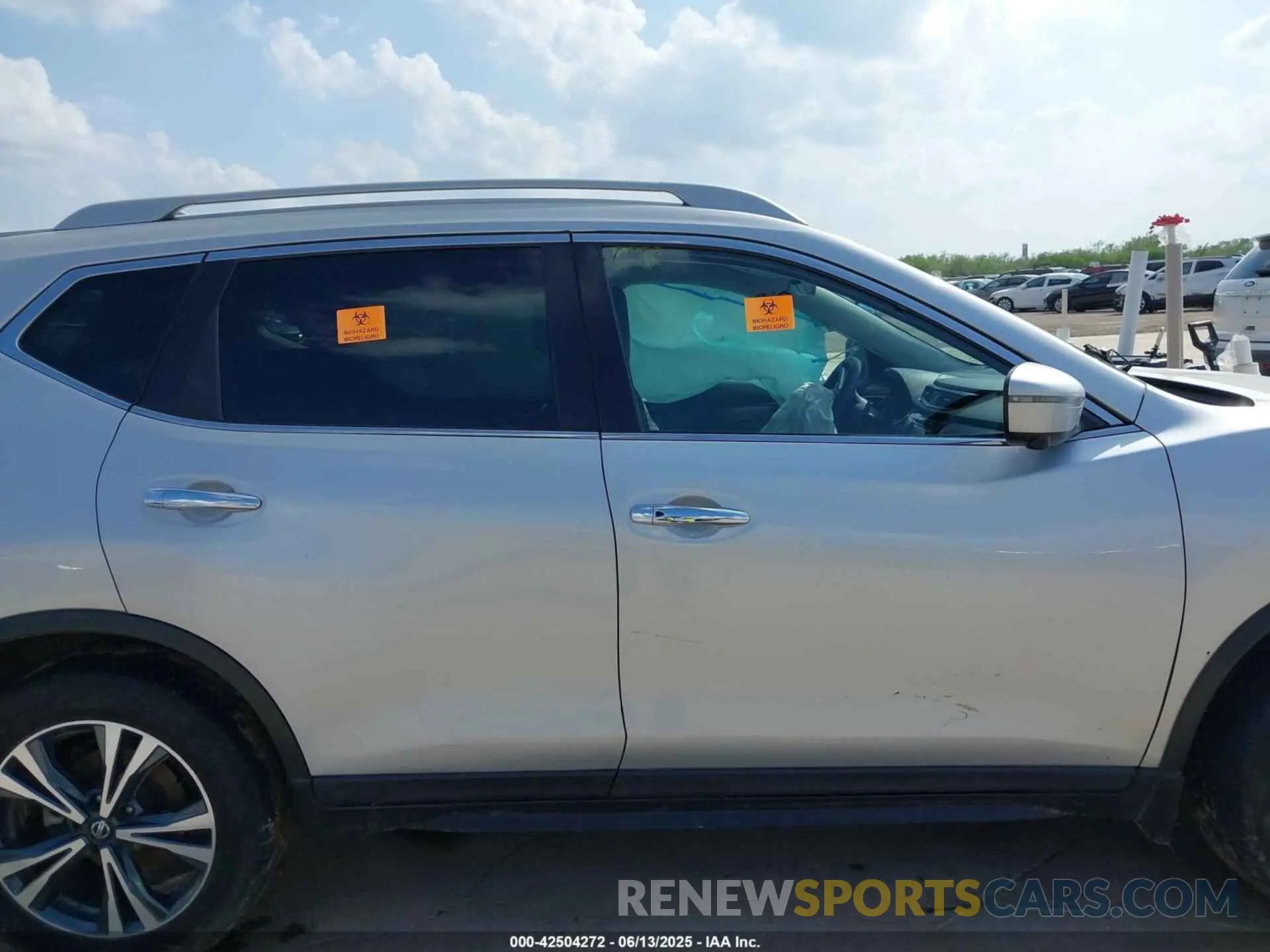 13 Photograph of a damaged car 5N1AT2MTXLC720948 NISSAN ROGUE 2020