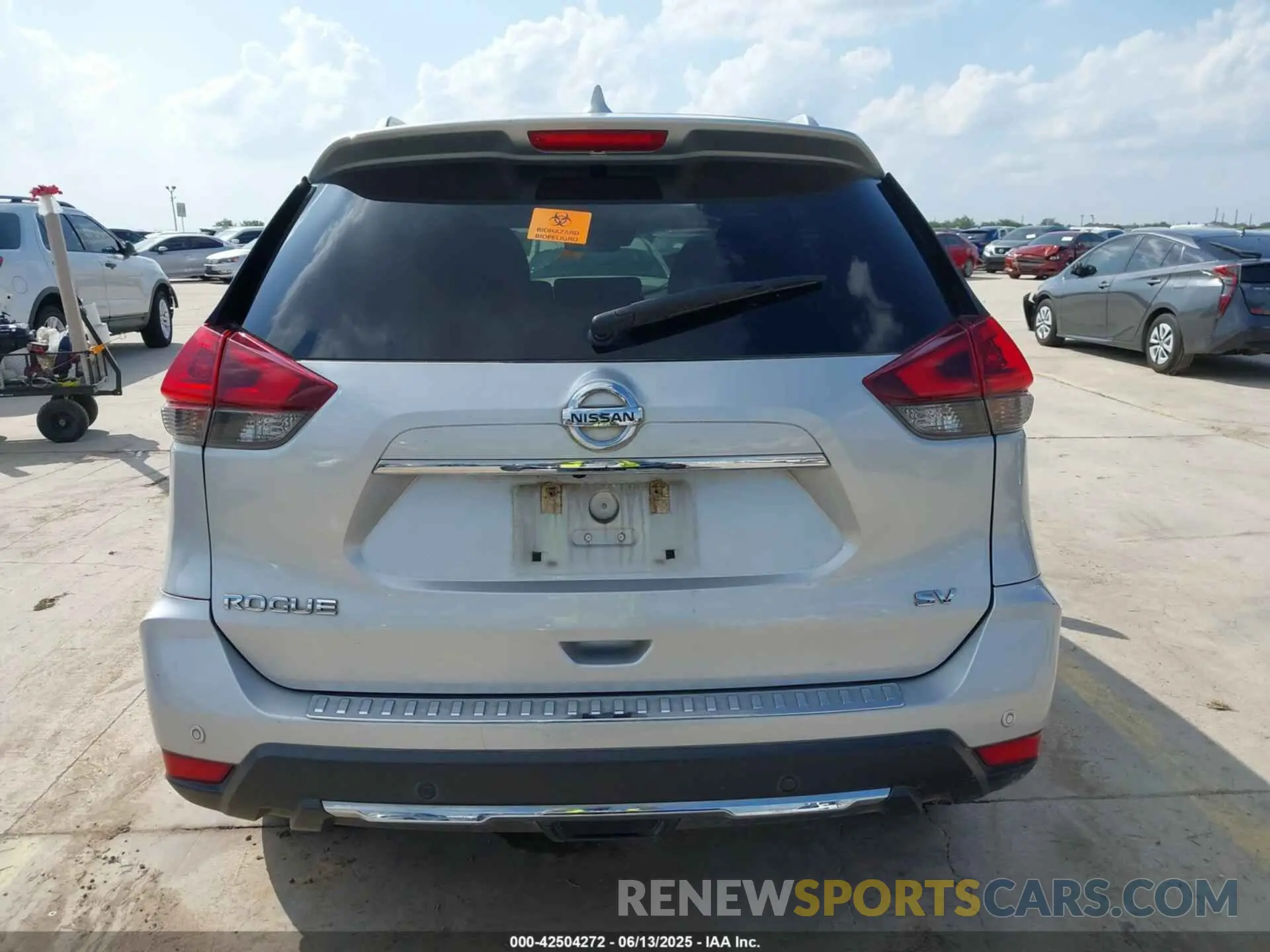 16 Photograph of a damaged car 5N1AT2MTXLC720948 NISSAN ROGUE 2020
