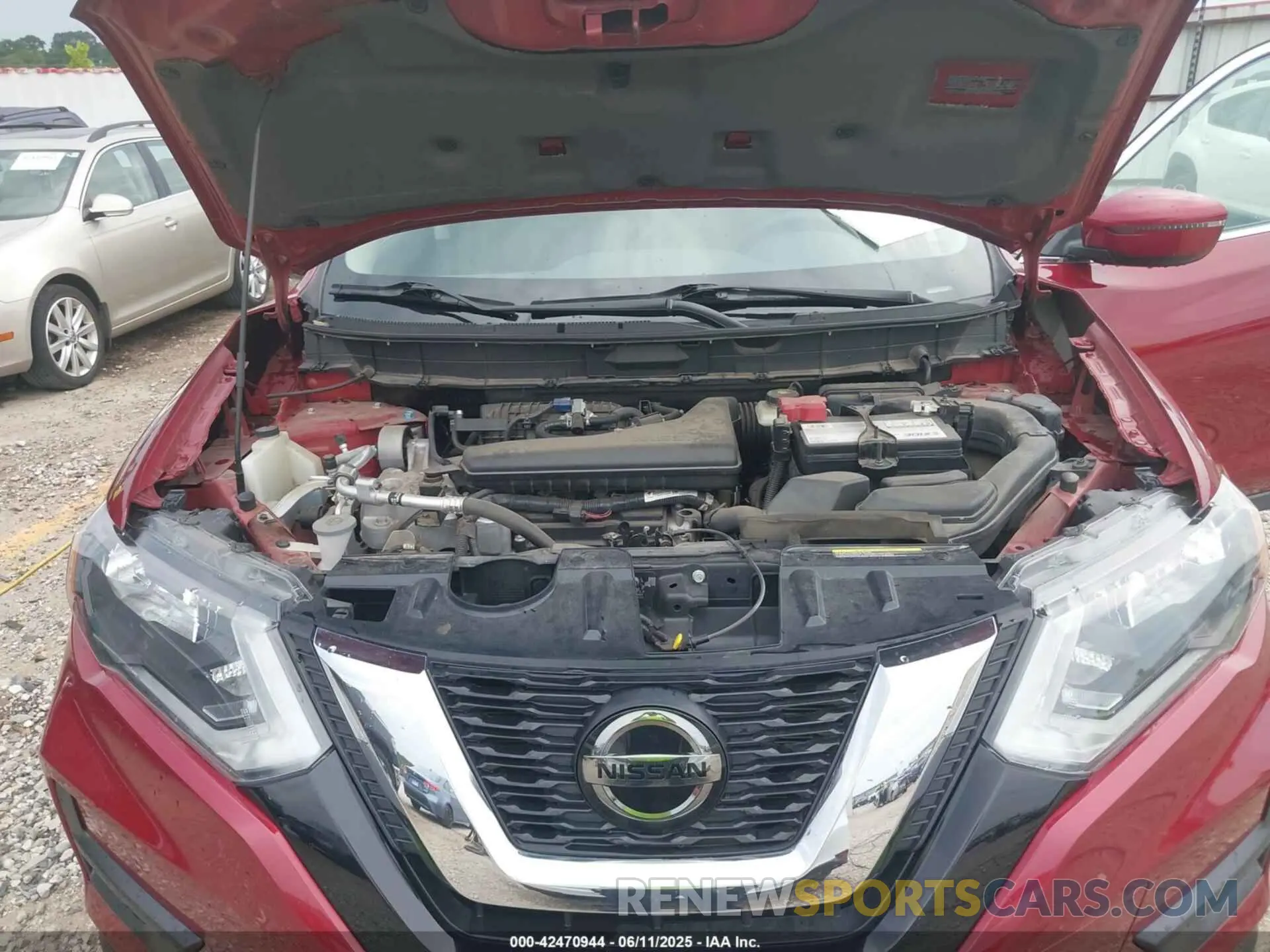 10 Photograph of a damaged car 5N1AT2MTXLC763234 NISSAN ROGUE 2020